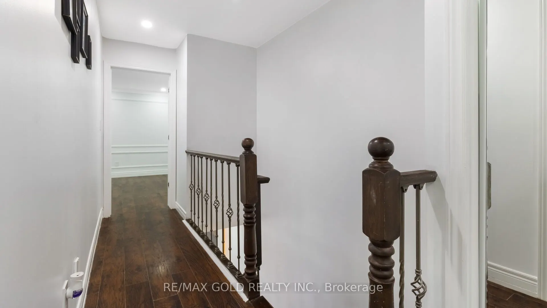 30 Sunnycroft Court