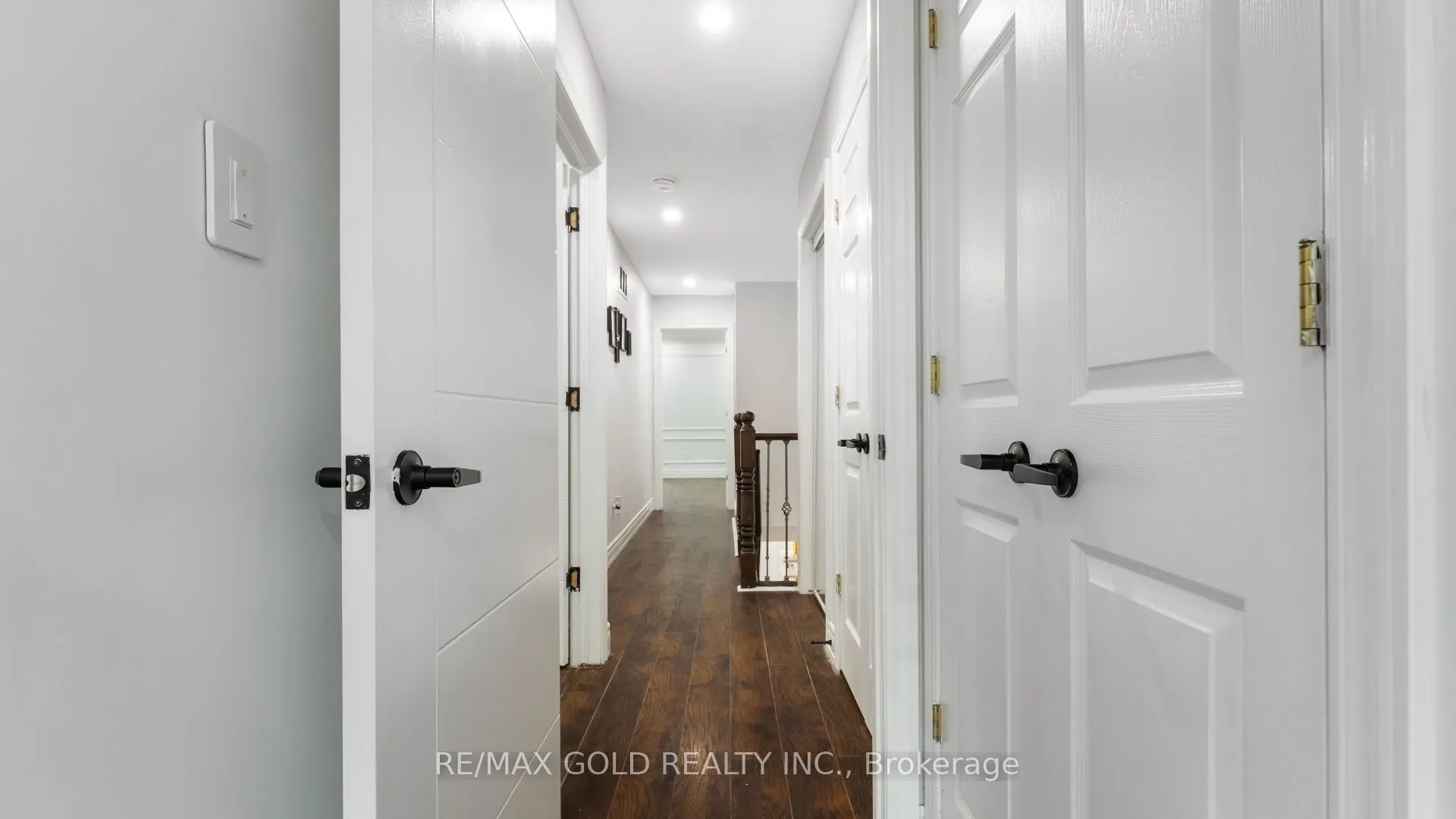 30 Sunnycroft Court