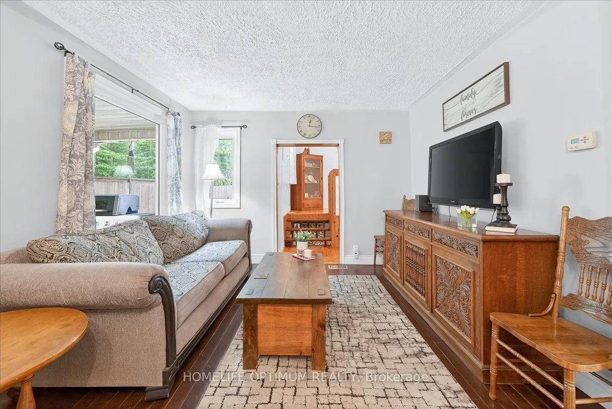 788 Muskoka Rd. 3 Road N