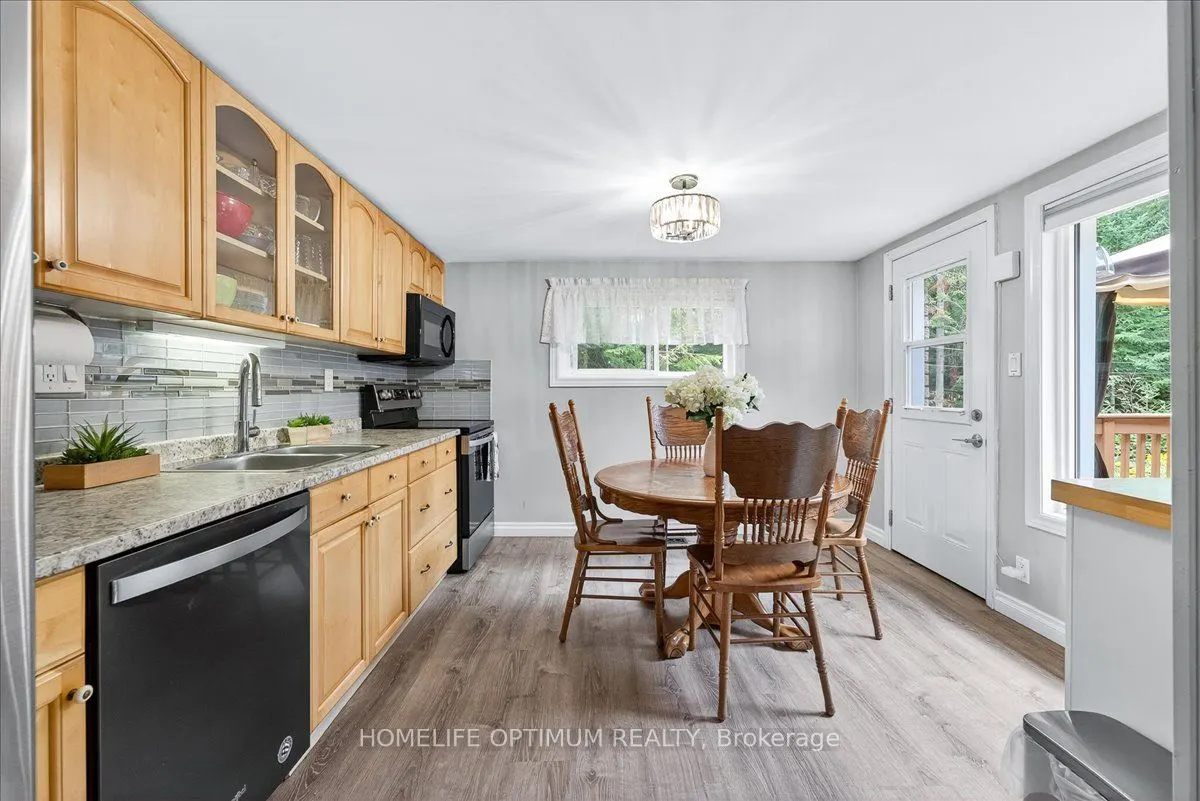 788 Muskoka Rd. 3 Road N