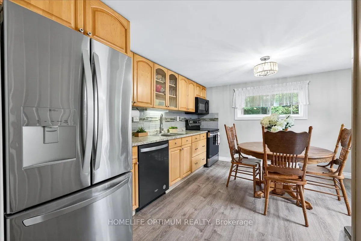 788 Muskoka Rd. 3 Road N