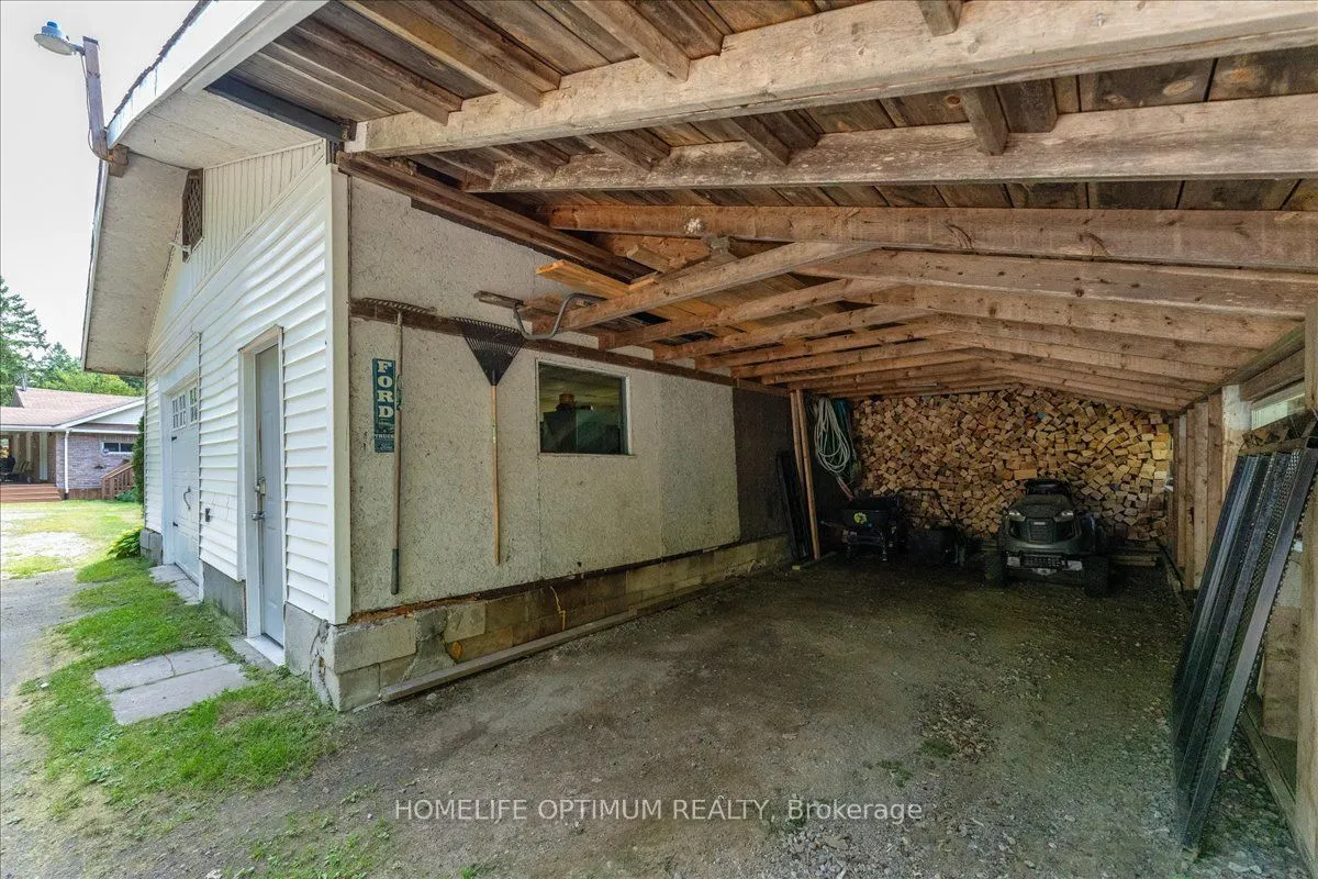 788 Muskoka Rd. 3 Road N