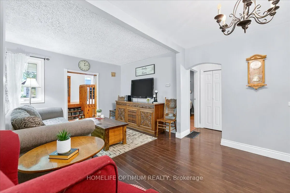 788 Muskoka Rd. 3 Road N