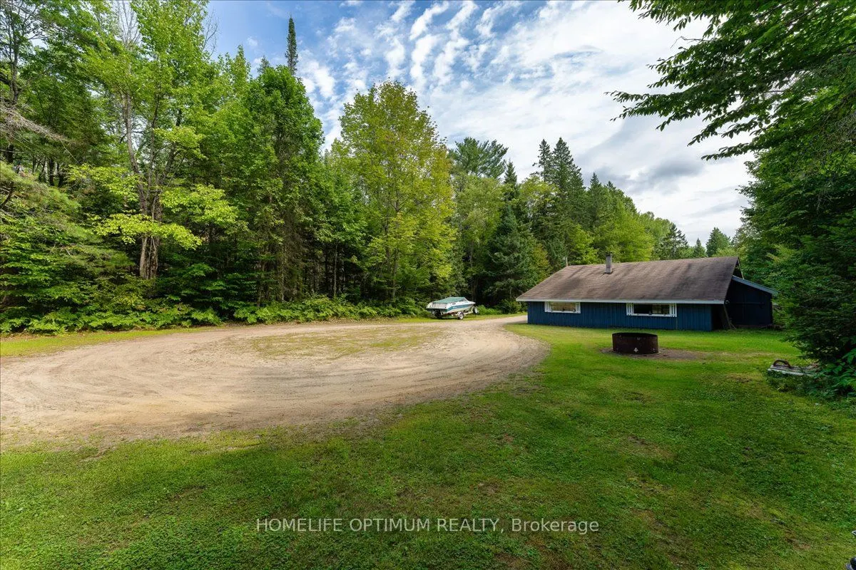 788 Muskoka Rd. 3 Road N