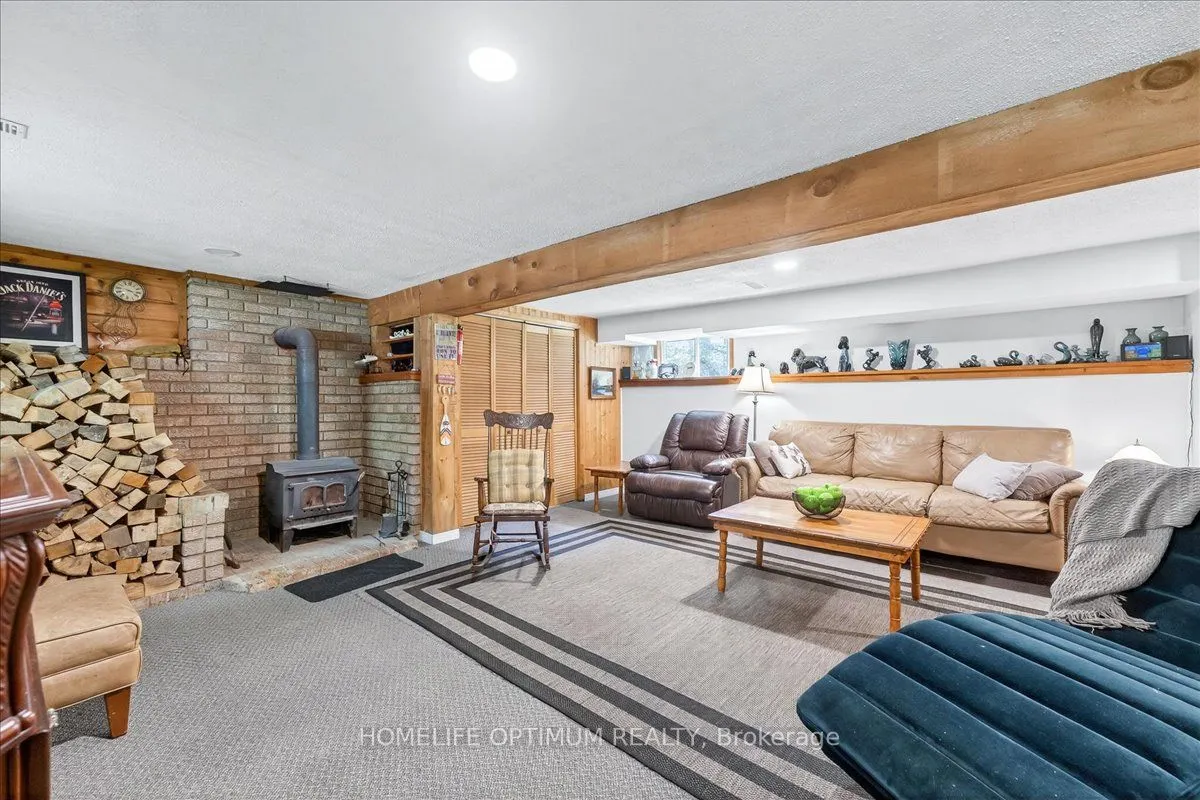 788 Muskoka Rd. 3 Road N