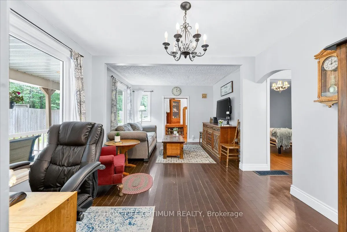 788 Muskoka Rd. 3 Road N