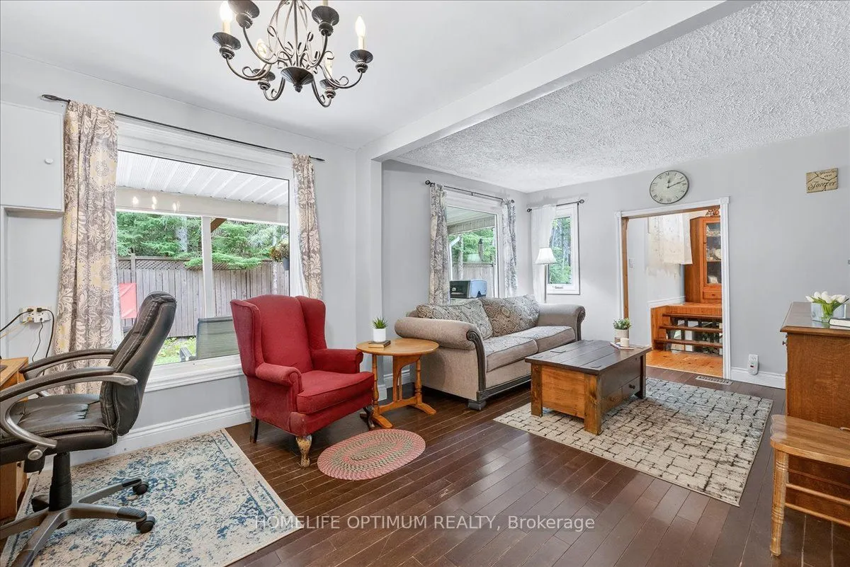 788 Muskoka Rd. 3 Road N