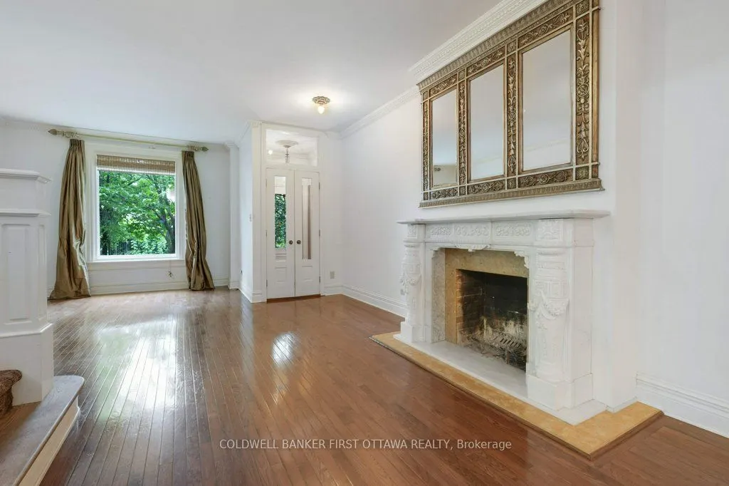 543 Besserer Street