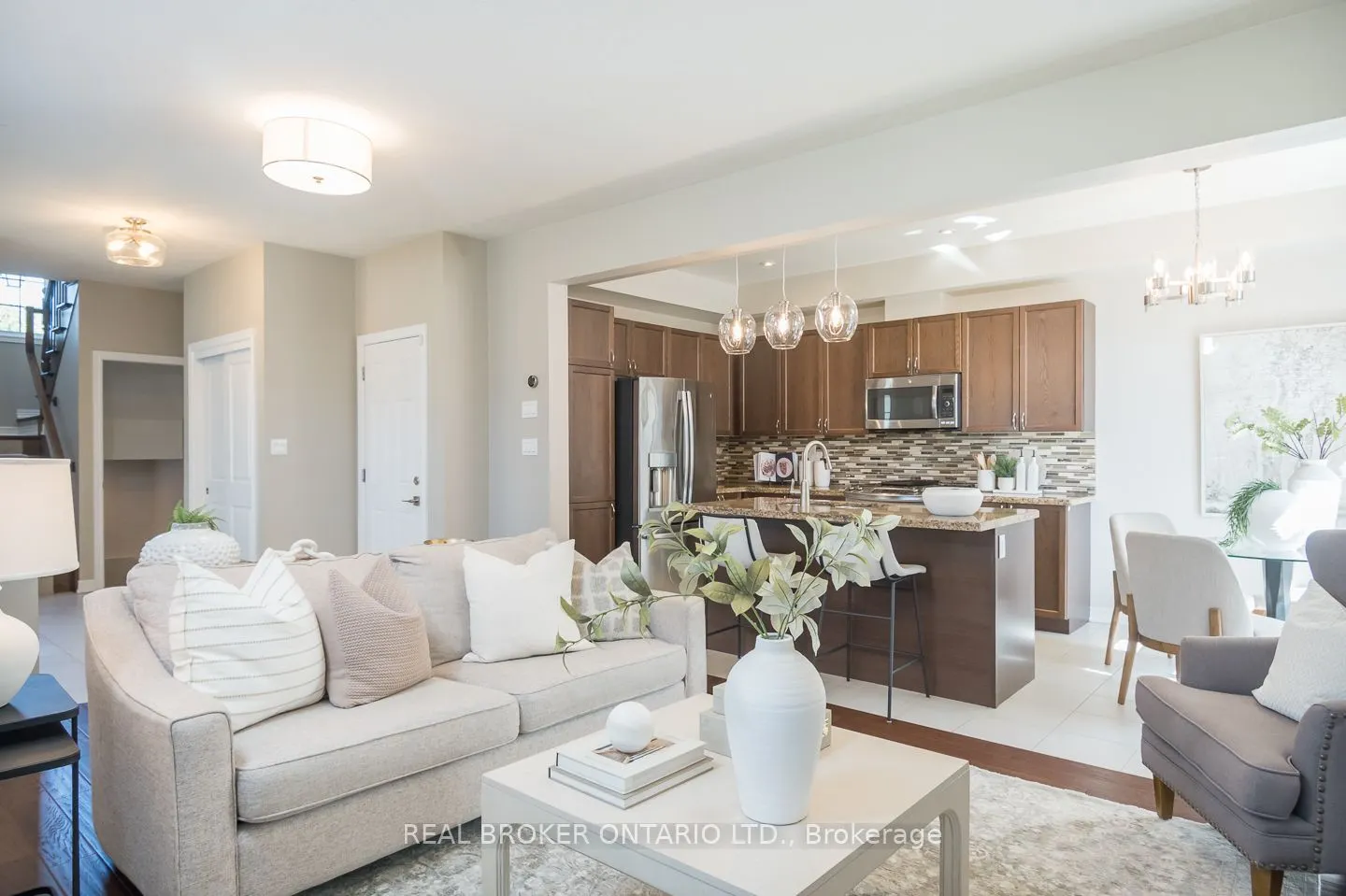 90 Raymond Road, #28
