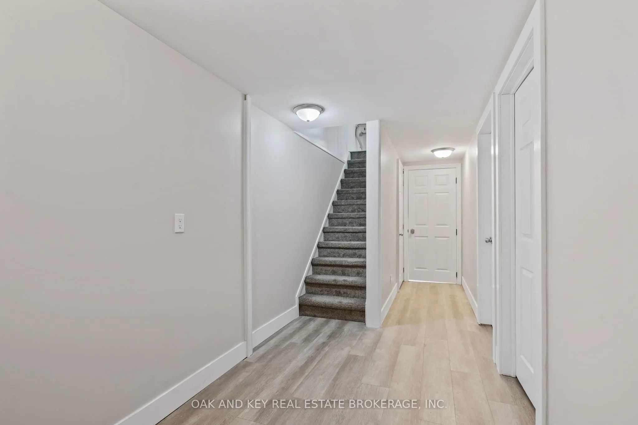 26-230 clarke Road, #26