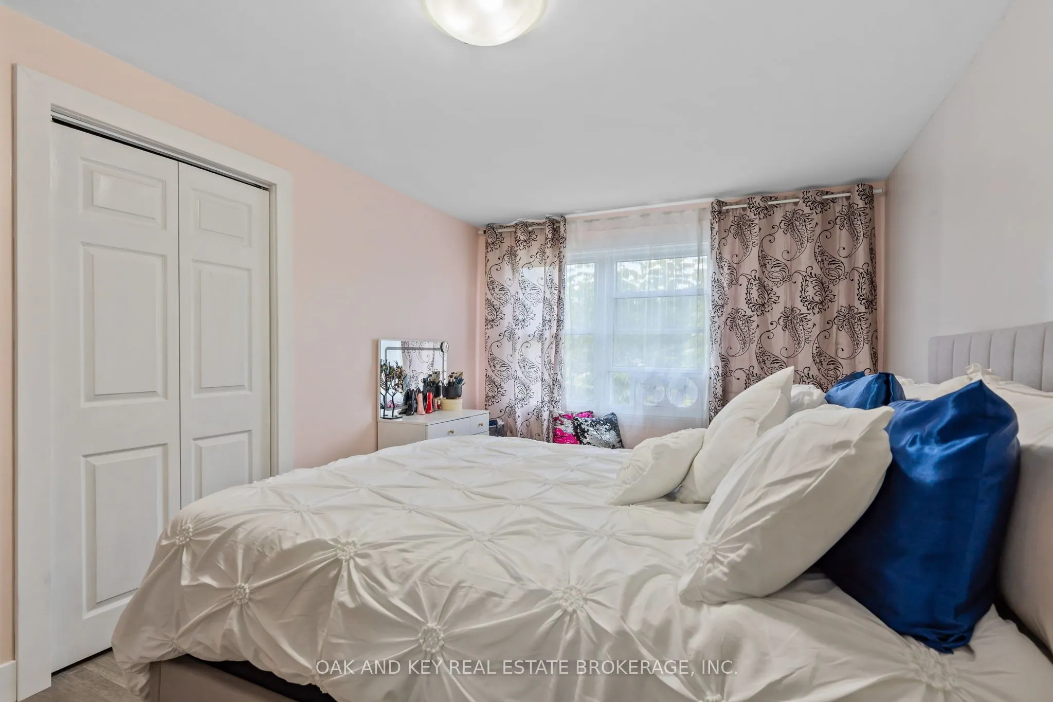 26-230 clarke Road, #26
