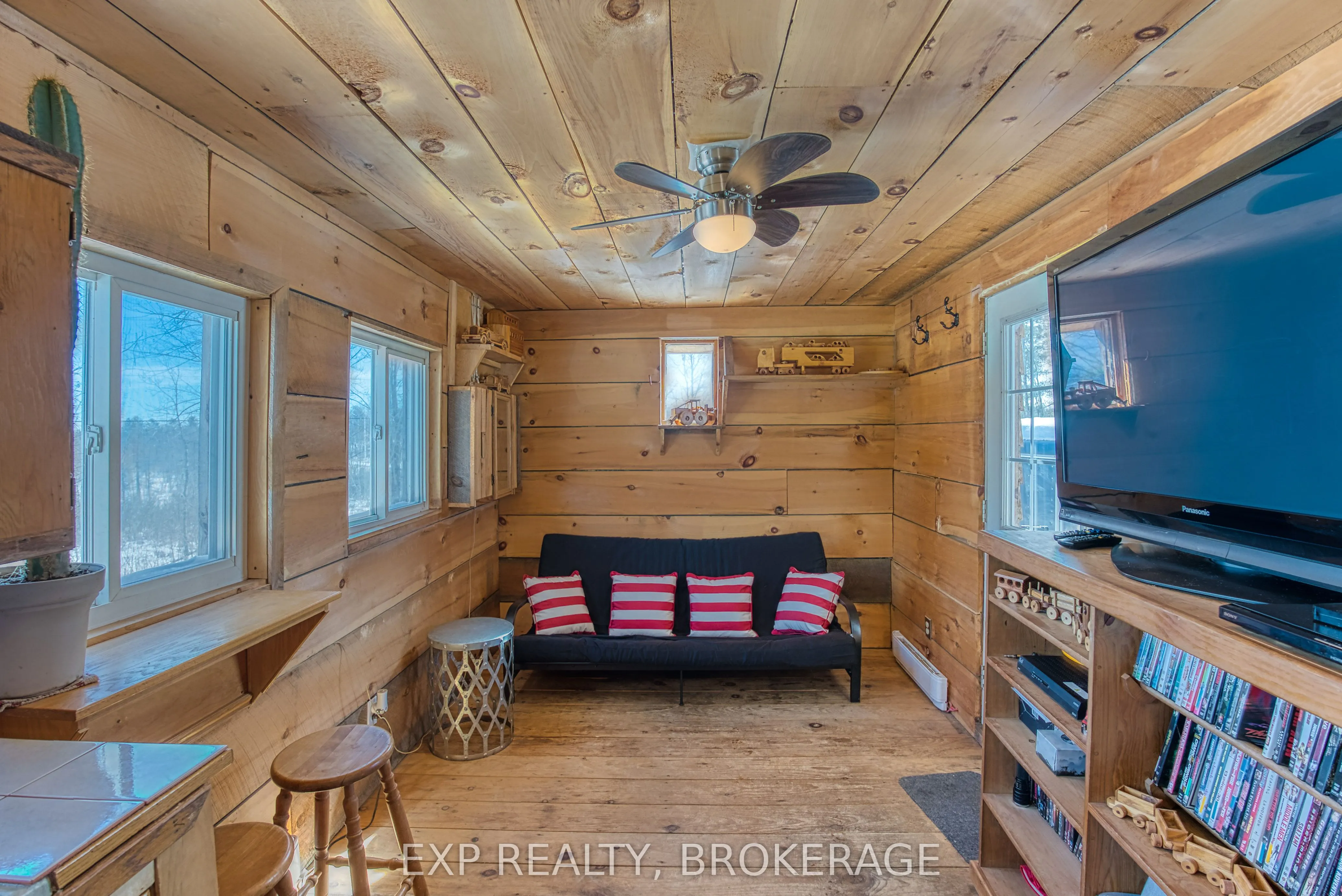 2910 Henderson Road