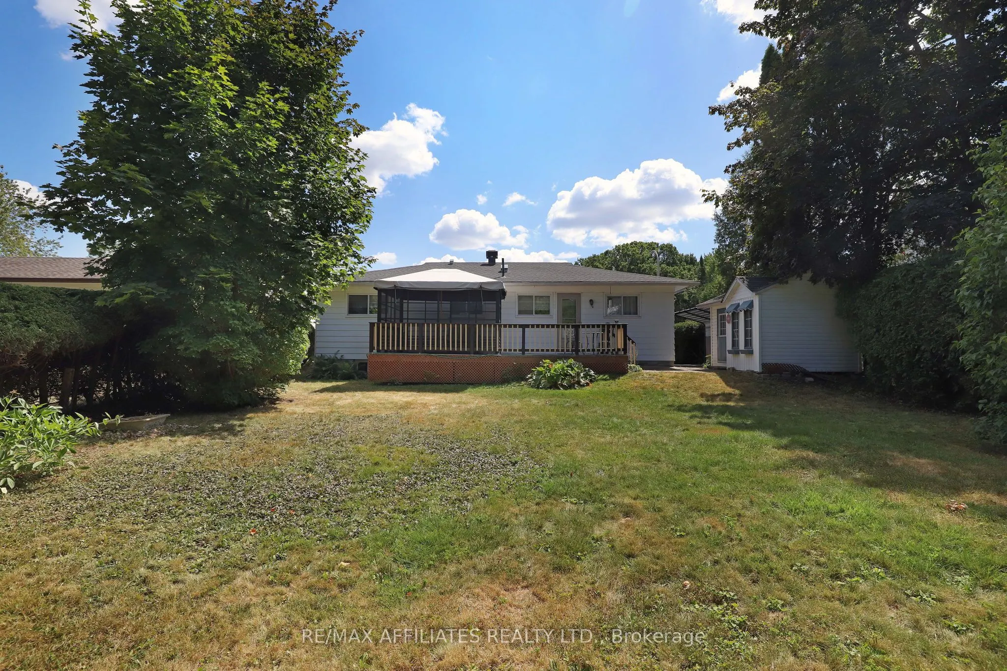 17 Canfield Road