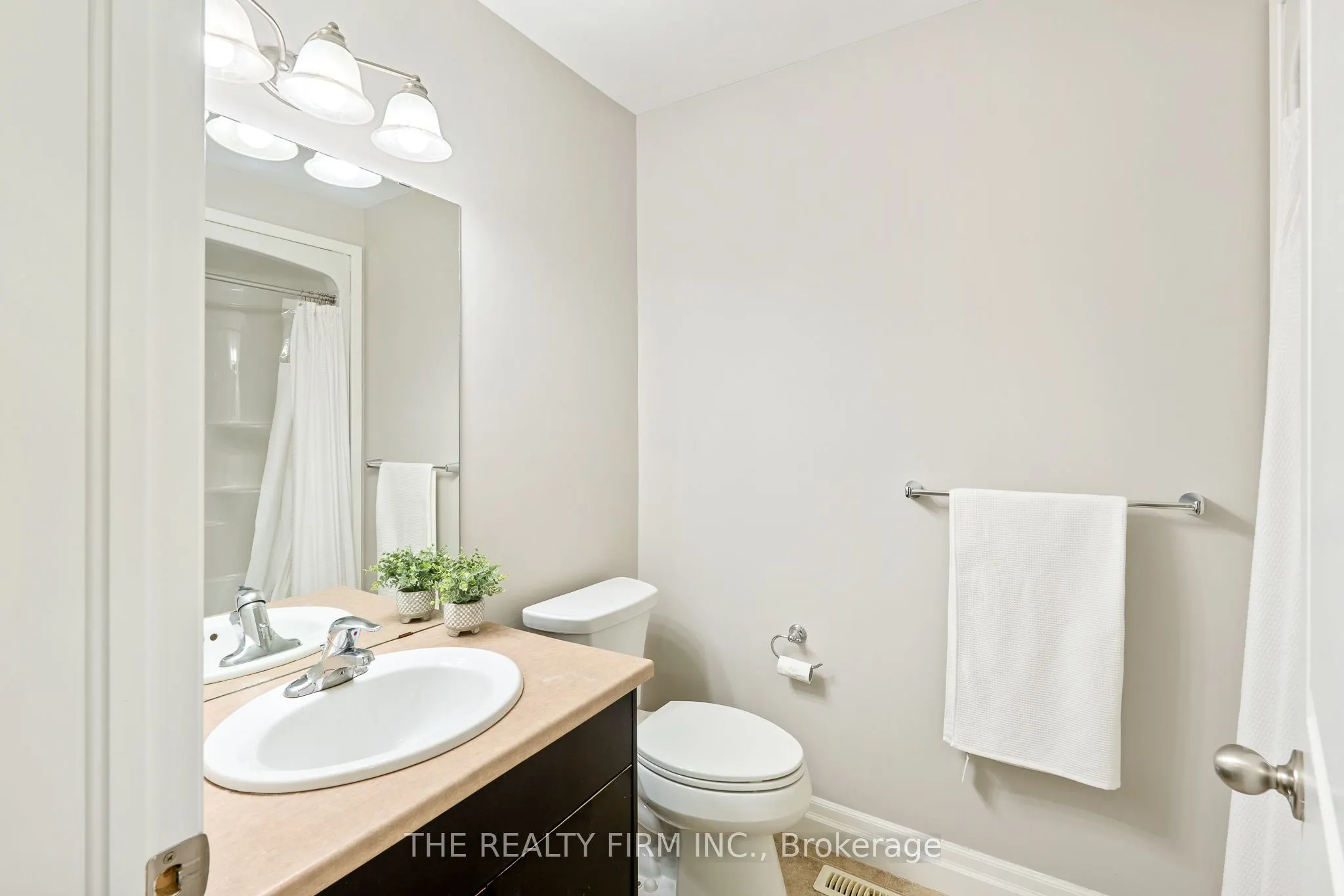 112 North Centre Road, #49
