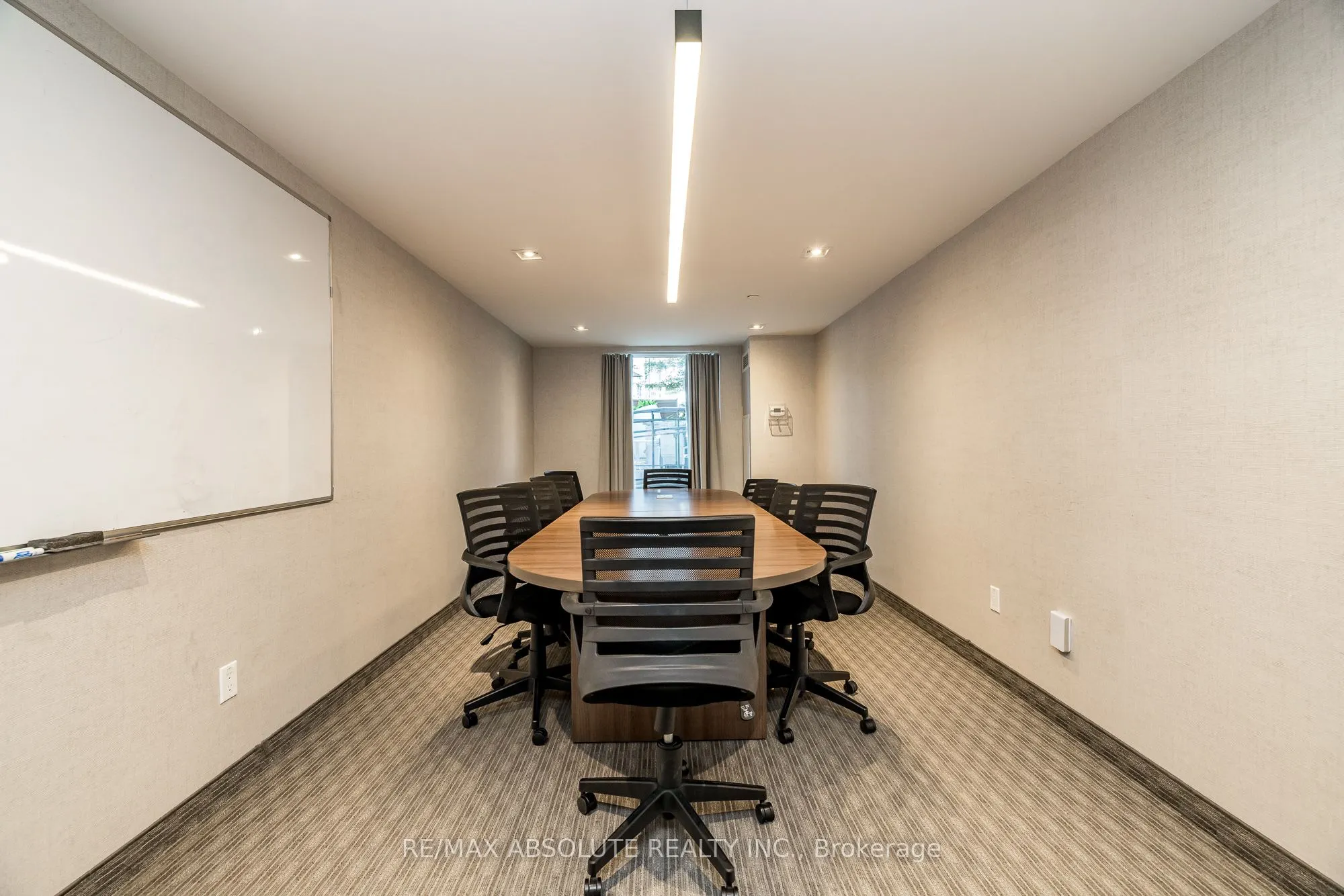 411 Mackay Street, #209