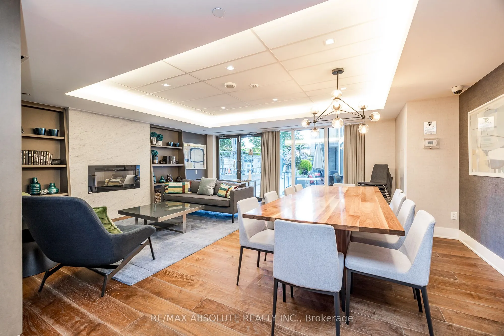 411 Mackay Street, #209