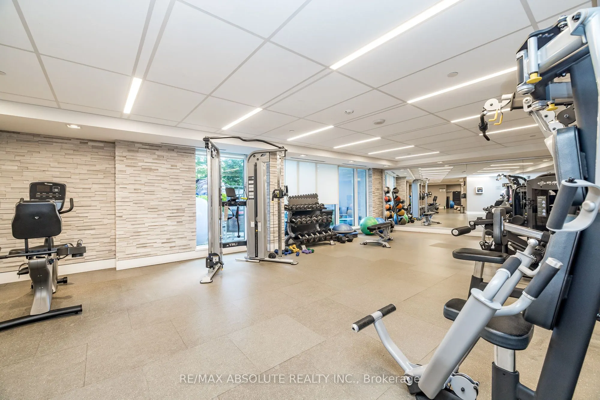 411 Mackay Street, #209