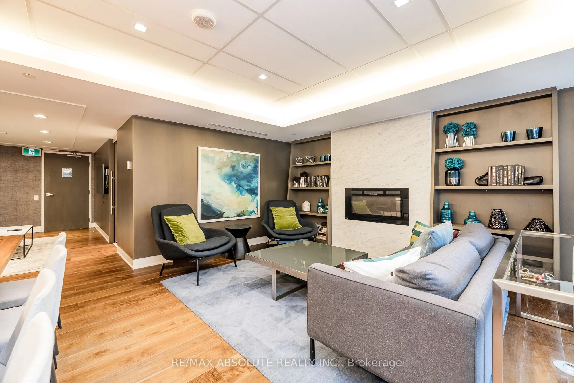 411 Mackay Street, #209