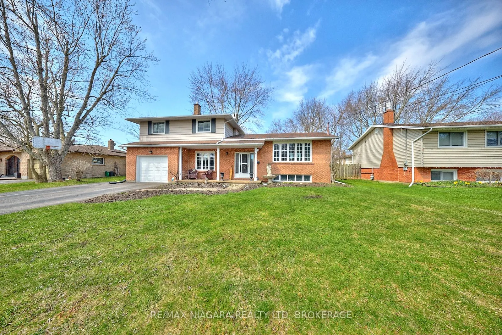 953 Grandview Road