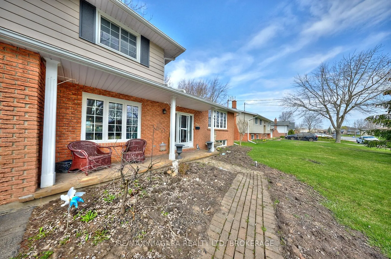 953 Grandview Road