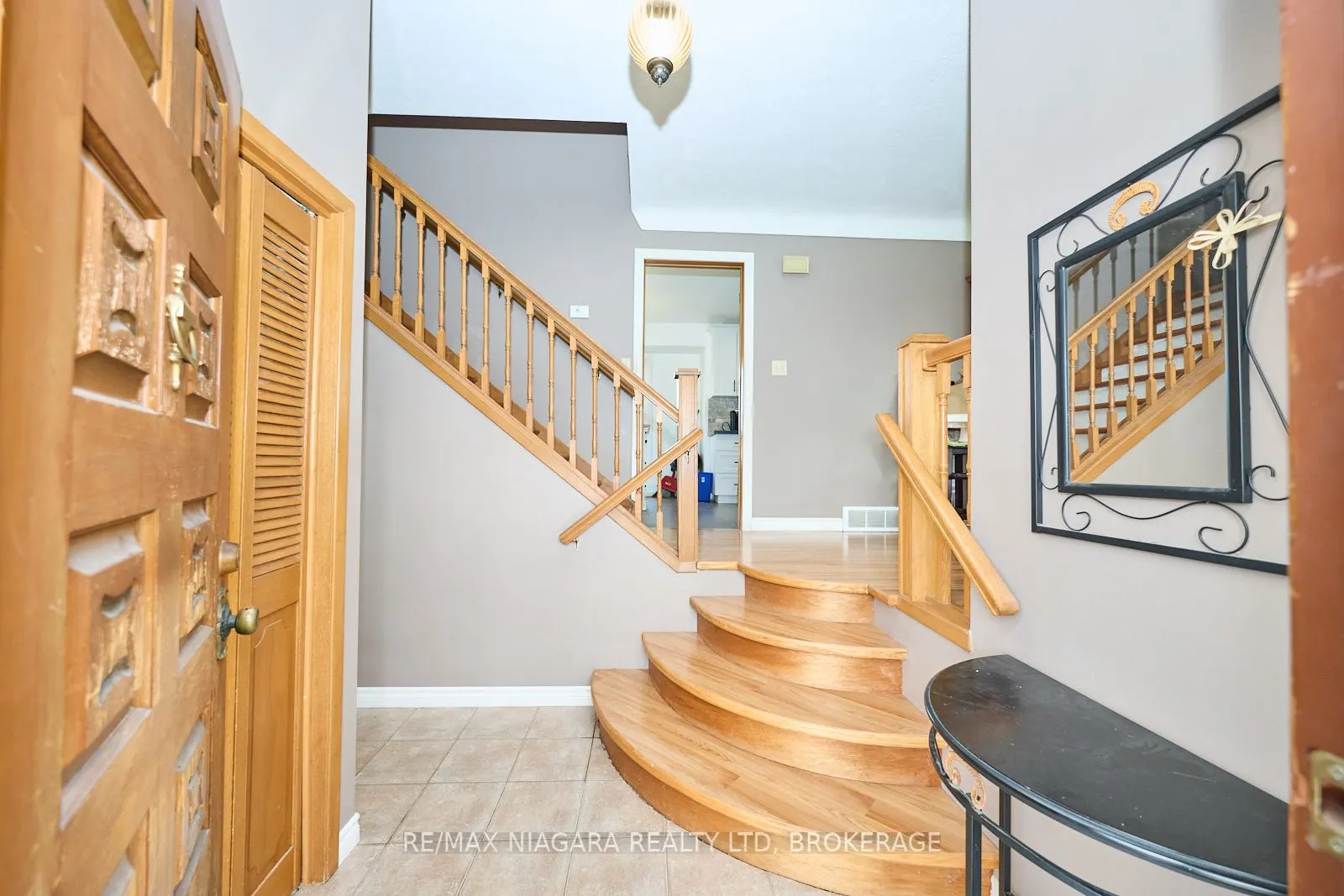 953 Grandview Road