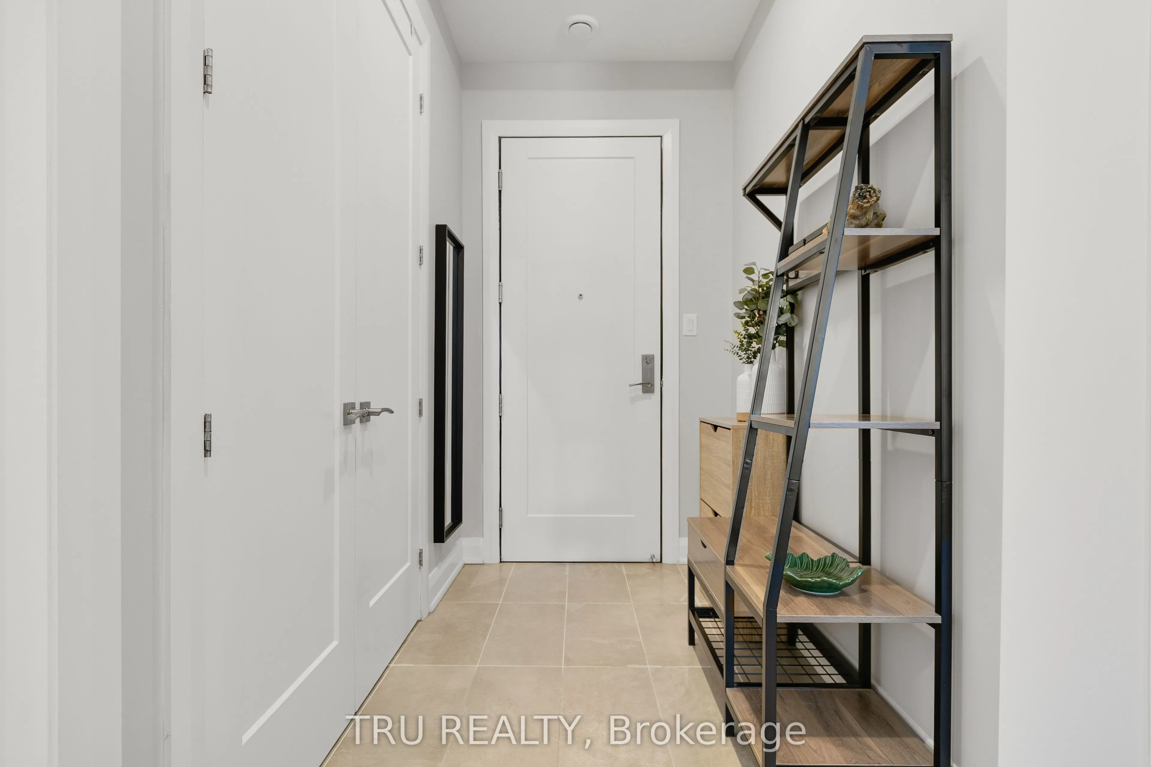 100 CORTILE Private N, #102