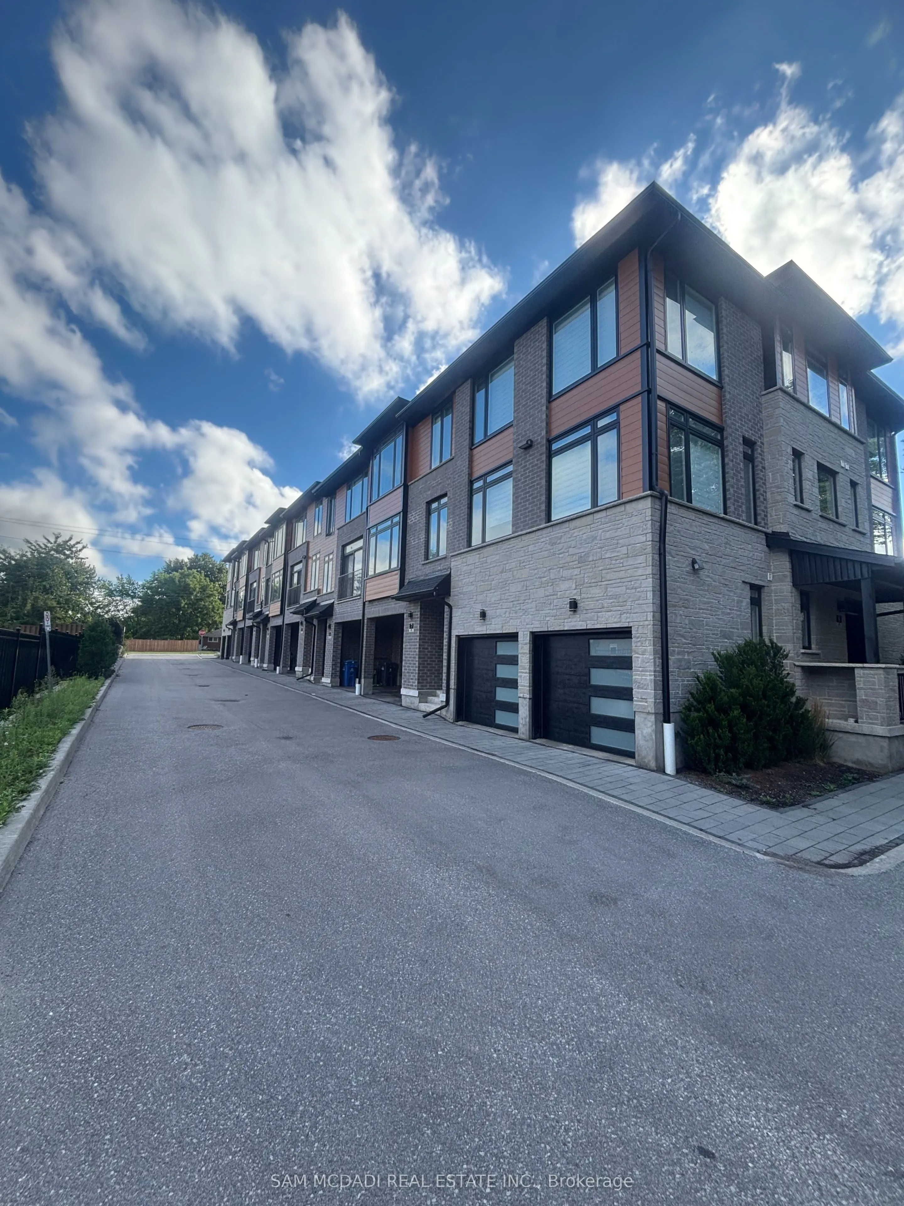 1131 Gordon Street, #7