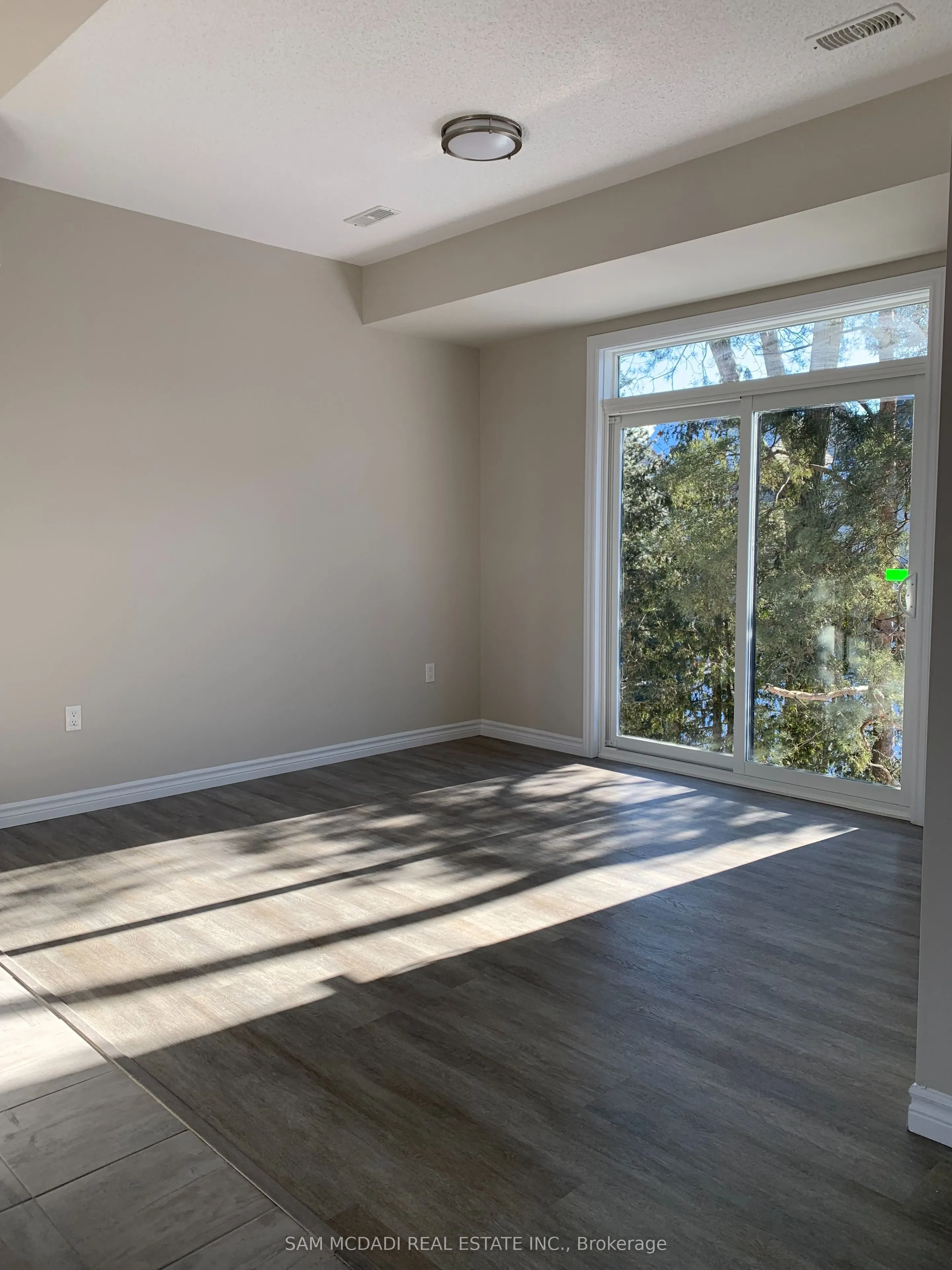 1131 Gordon Street, #7
