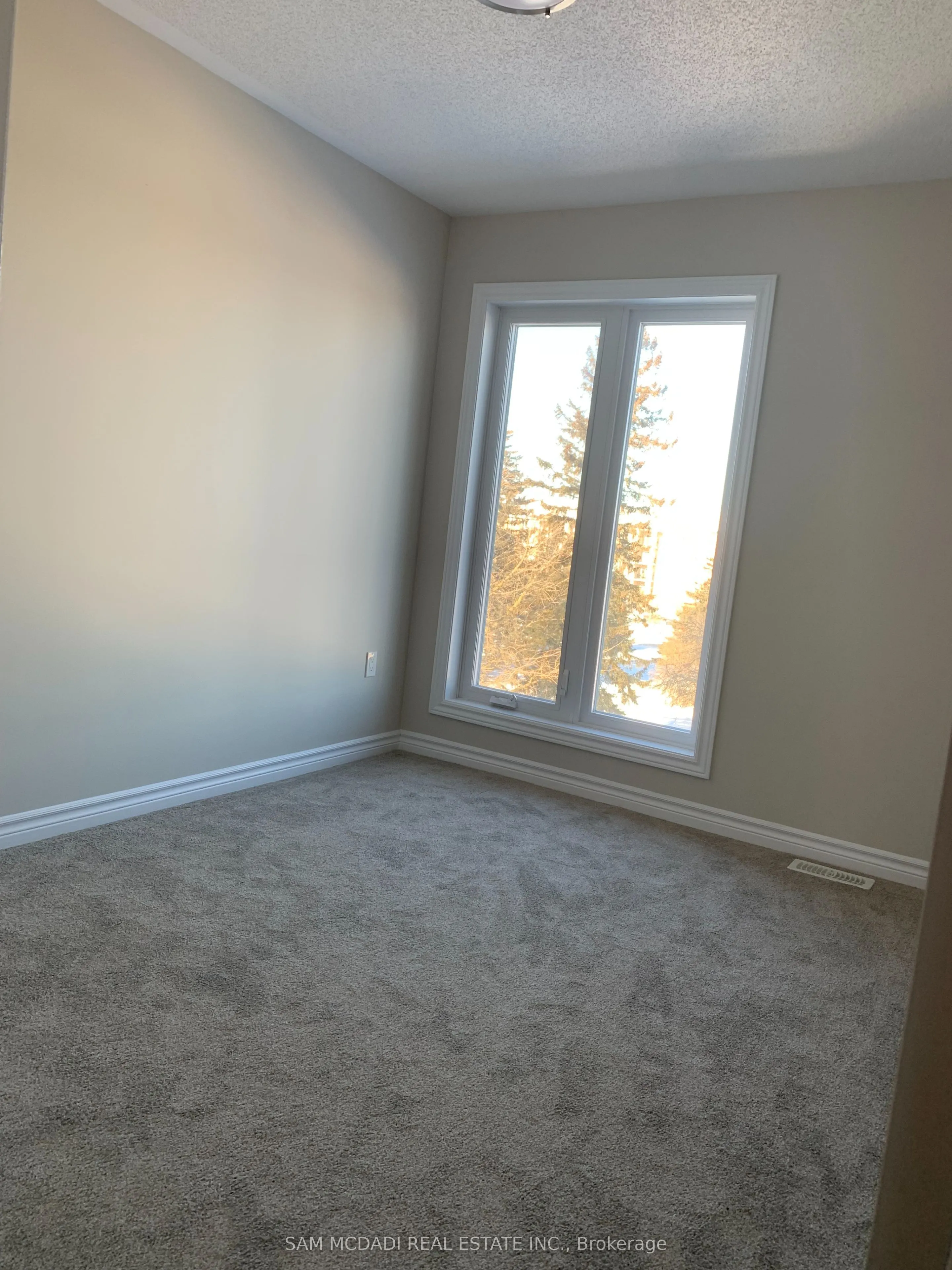 1131 Gordon Street, #7