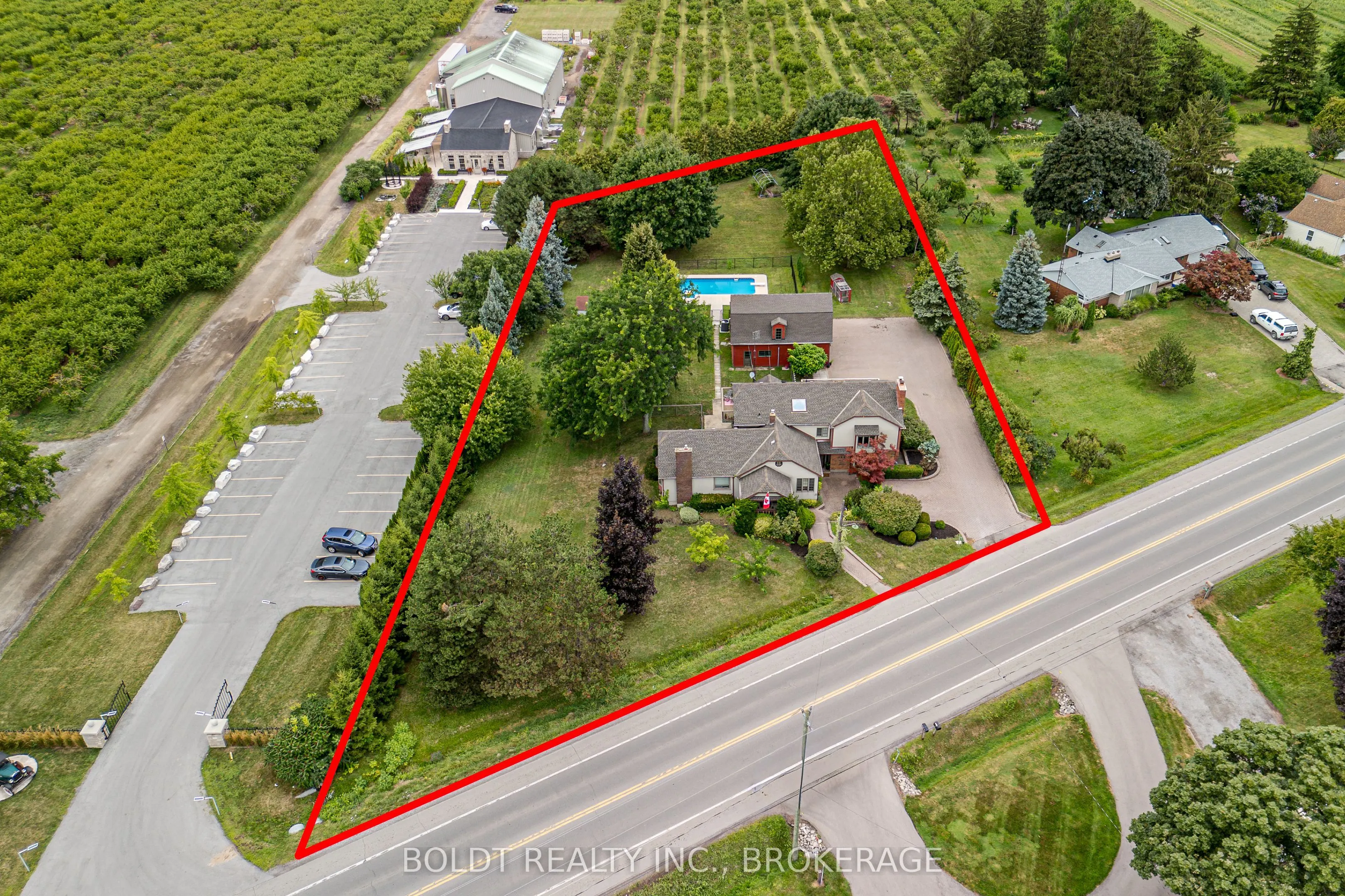 468 Lakeshore Road