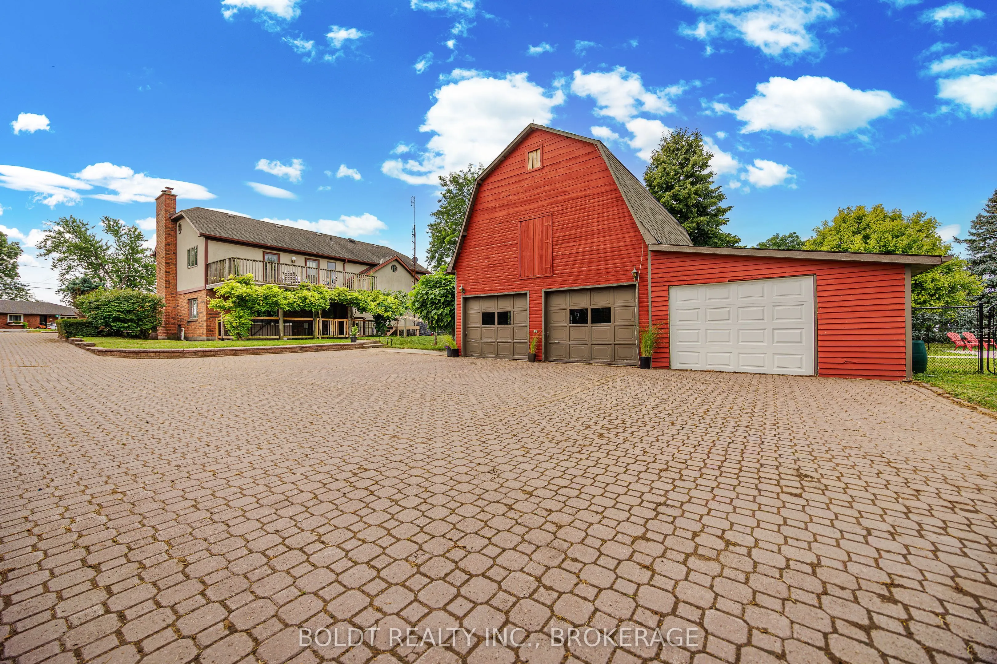 468 Lakeshore Road