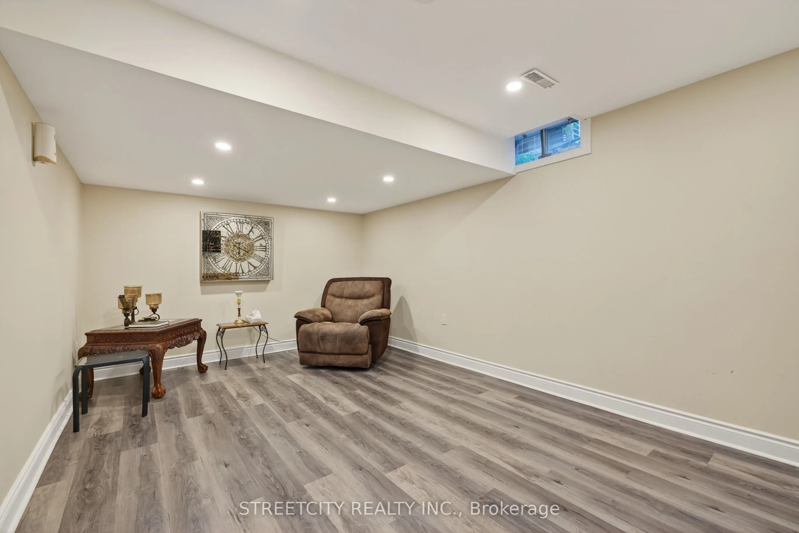 342 Ferndale Avenue