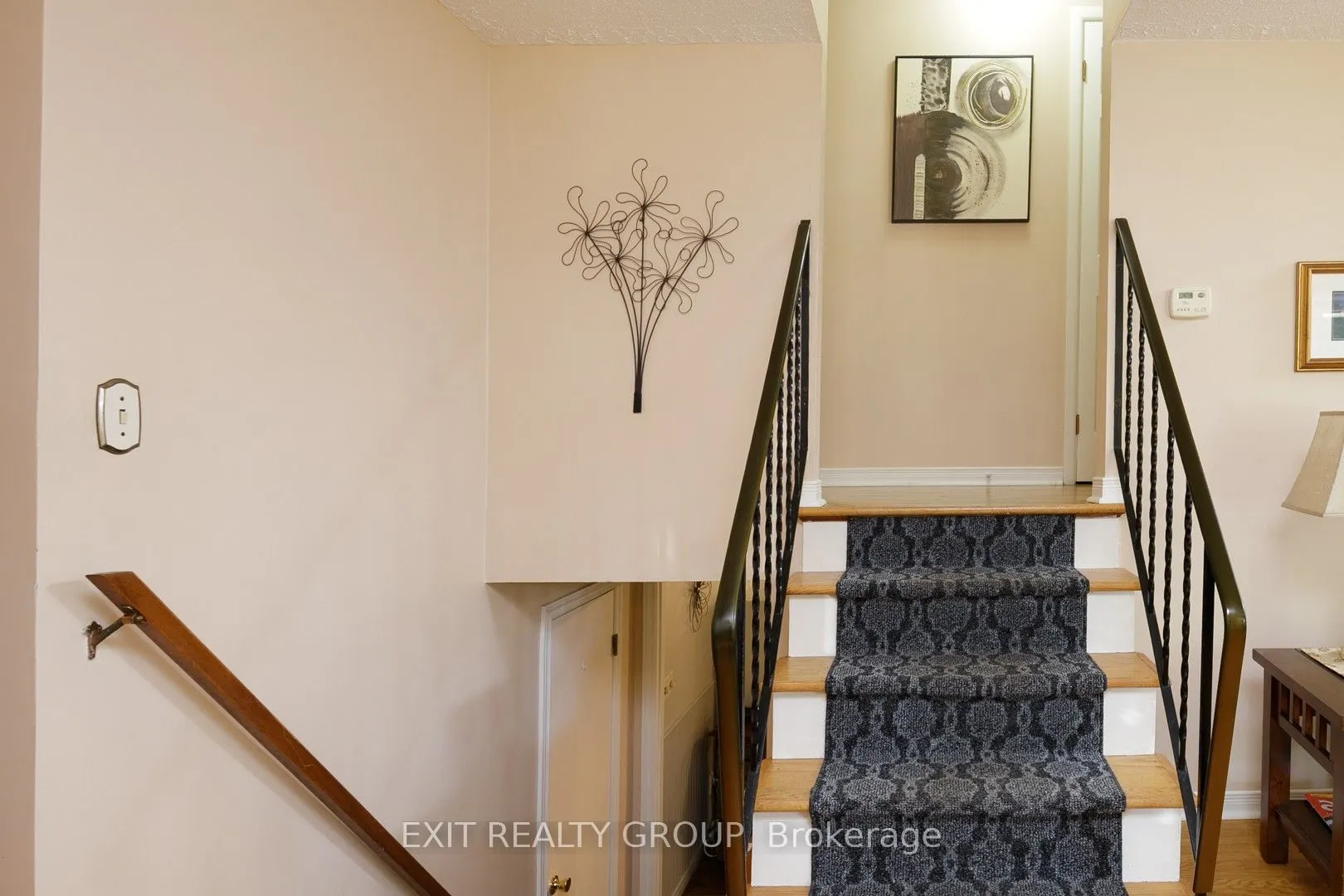 31 Lexington Crescent