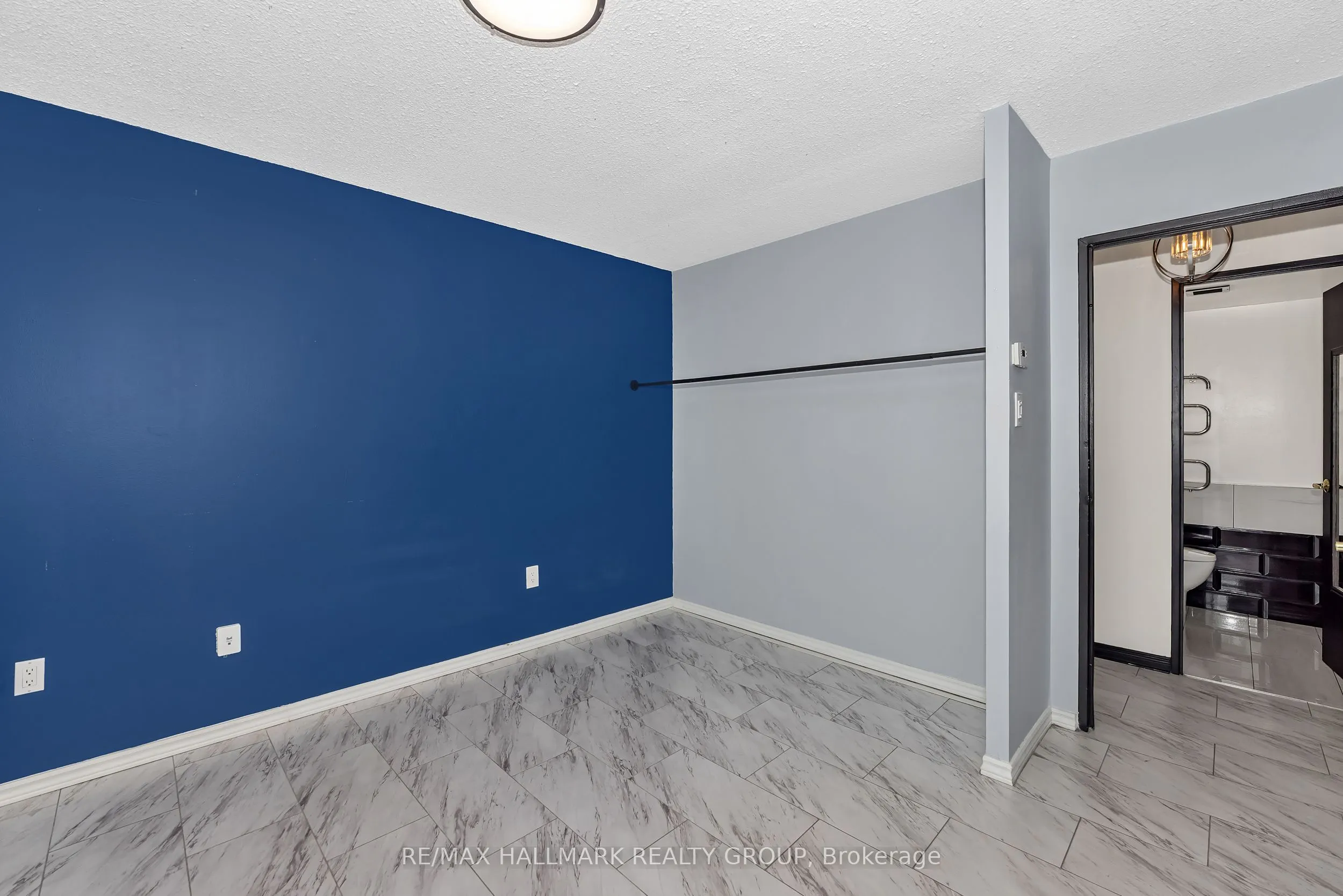 500 Laurier Avenue W, #908