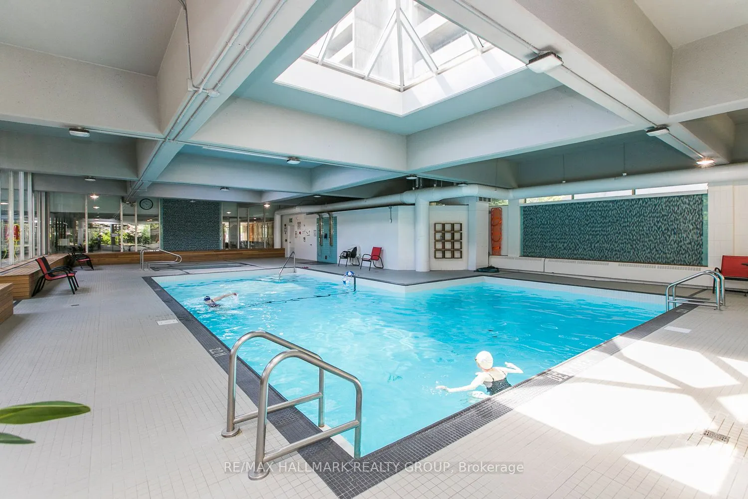500 Laurier Avenue W, #908