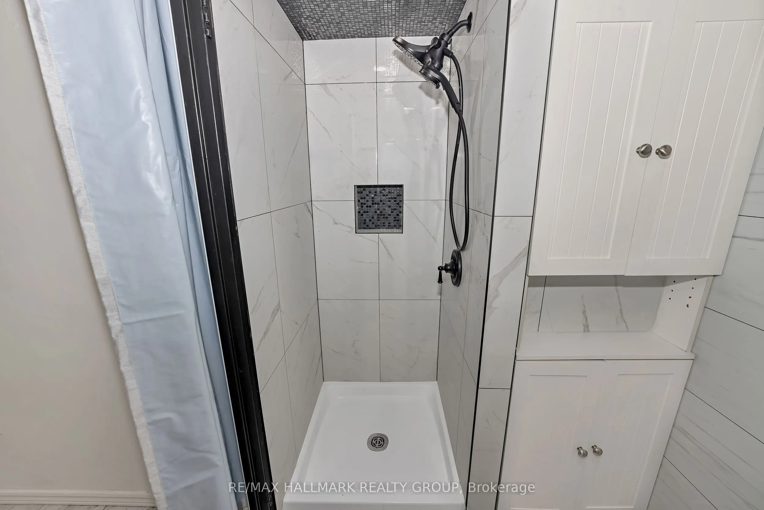 500 Laurier Avenue W, #908