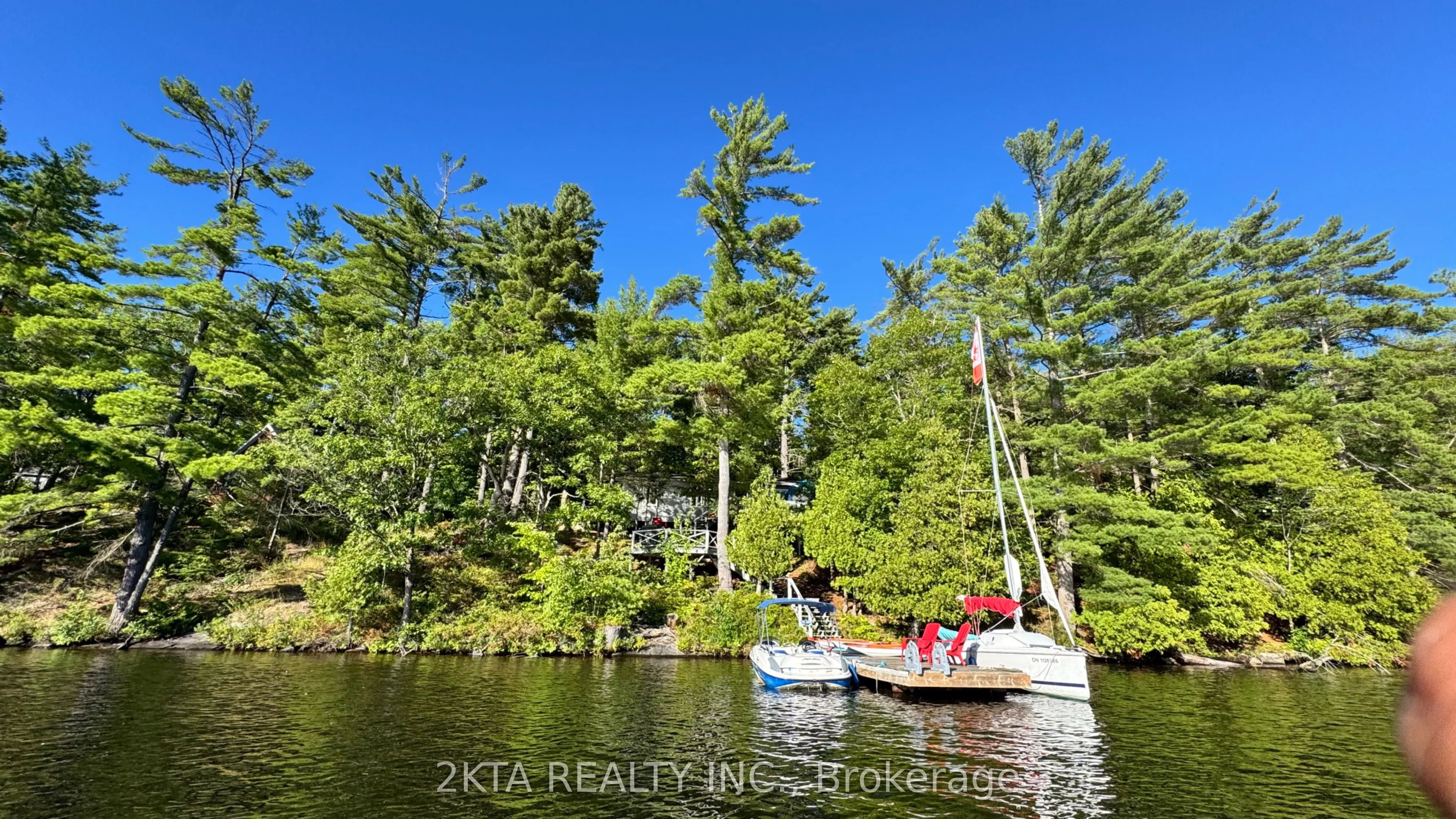 85 Island 26LM Island