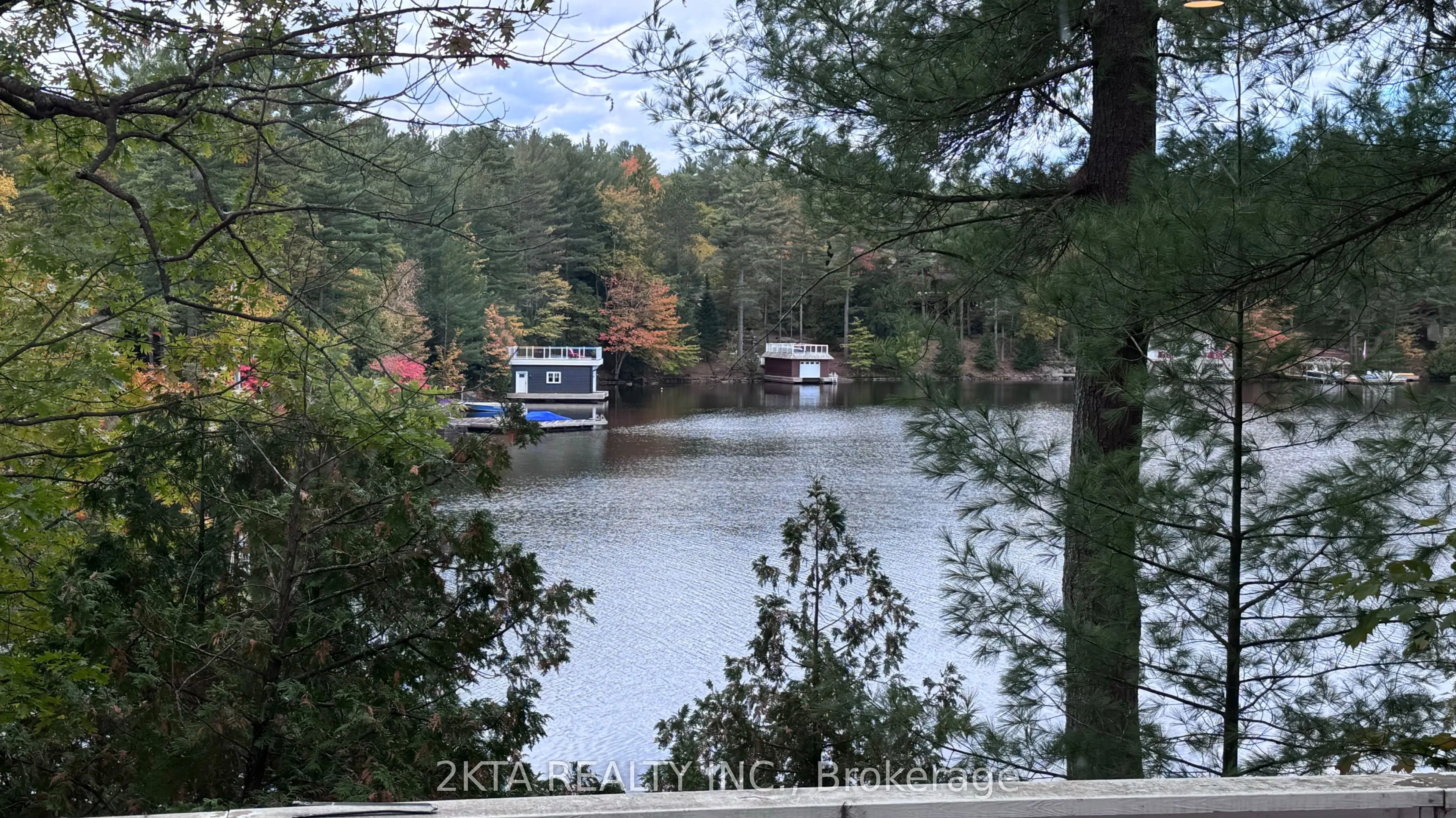 26ML85 TYLOR Island