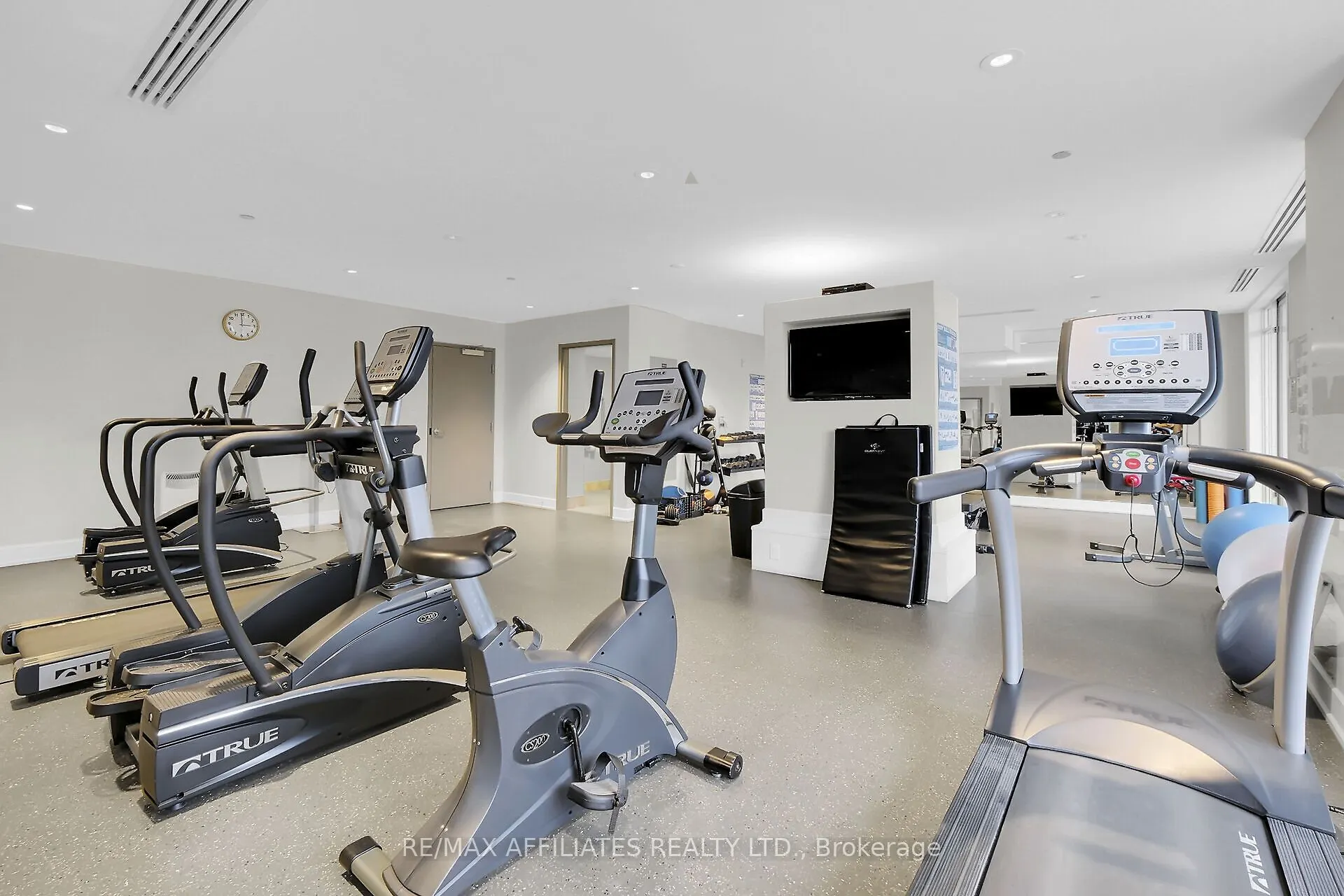 7 Marquette Avenue, #310-B
