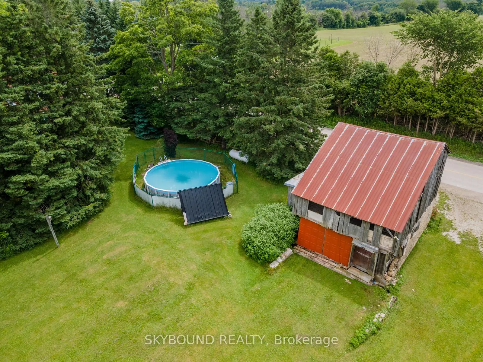 9206 Sideroad 17 Road