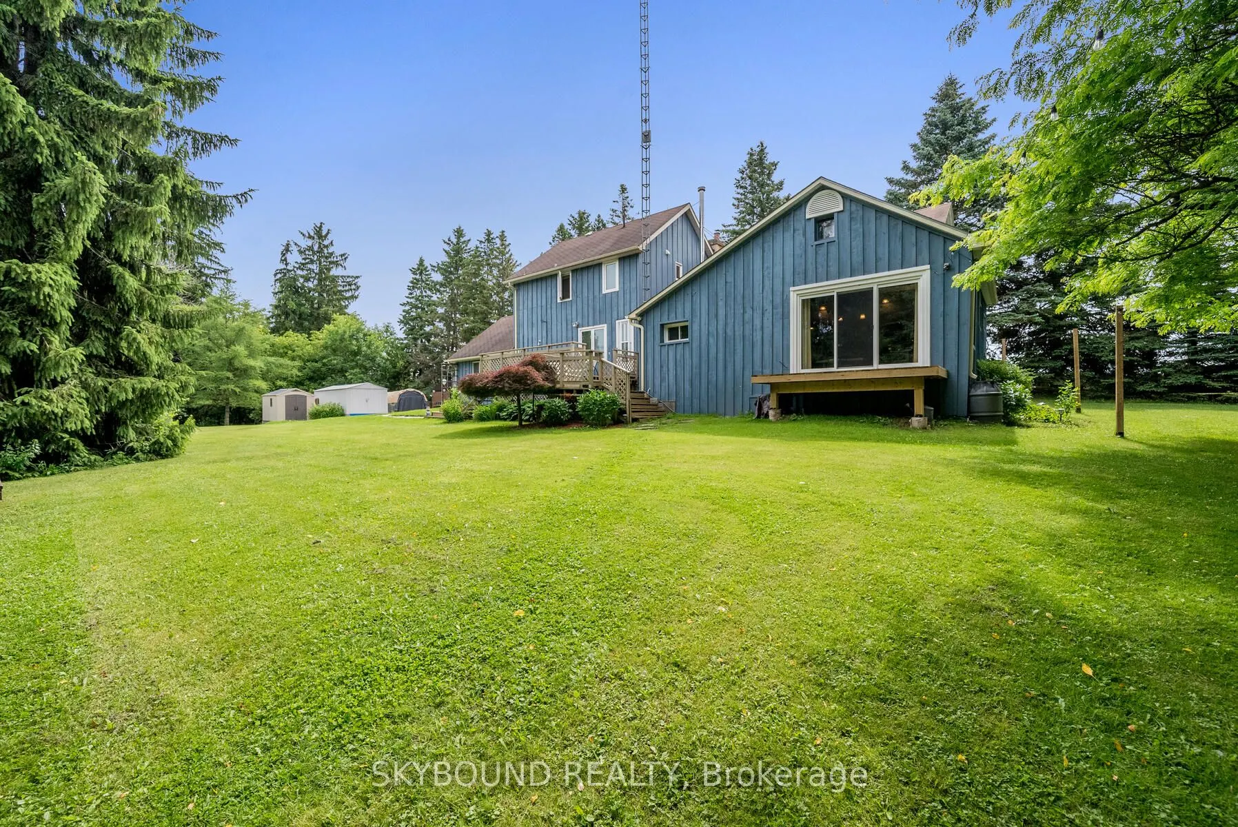 9206 Sideroad 17 Road