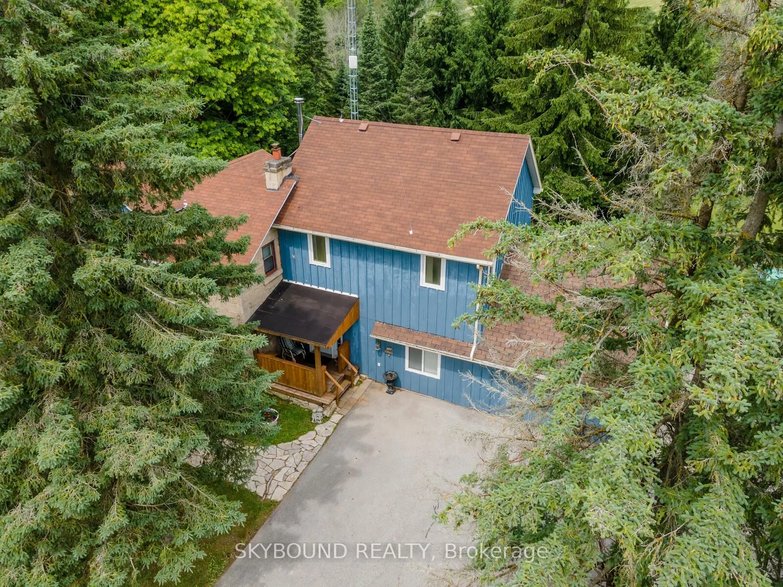 9206 Sideroad 17 Road