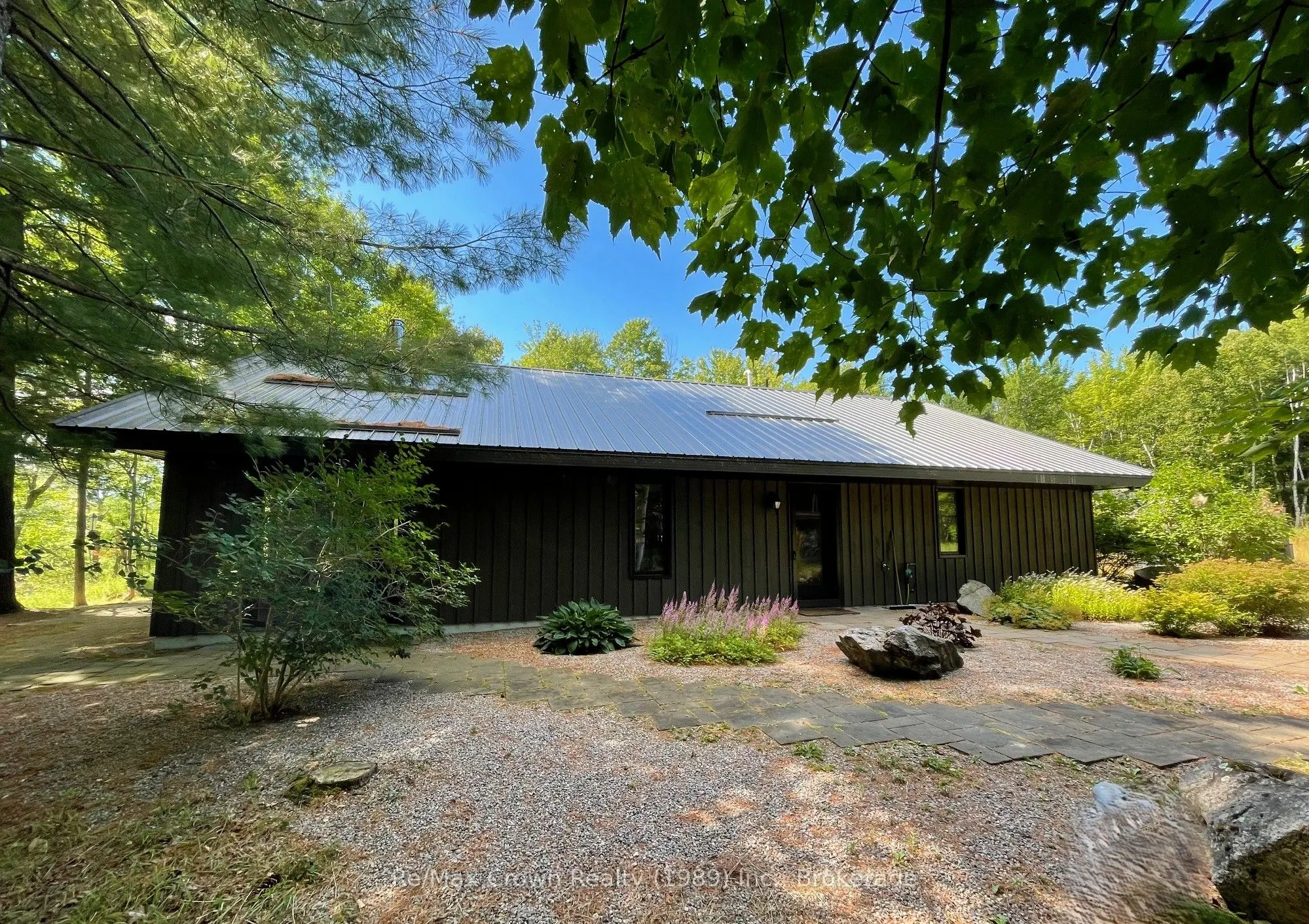 121 Lake Nipissing Road