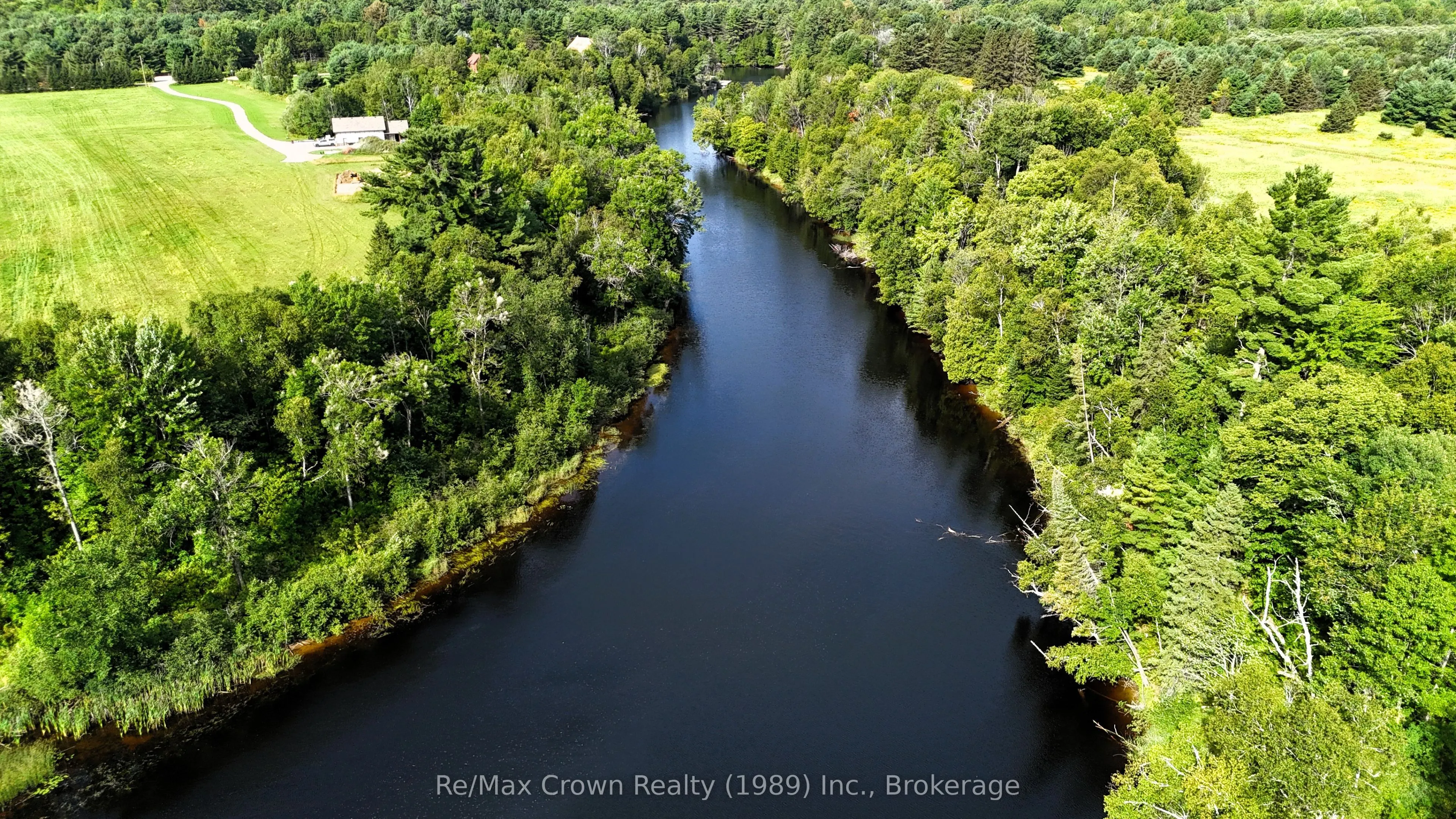 121 Lake Nipissing Road