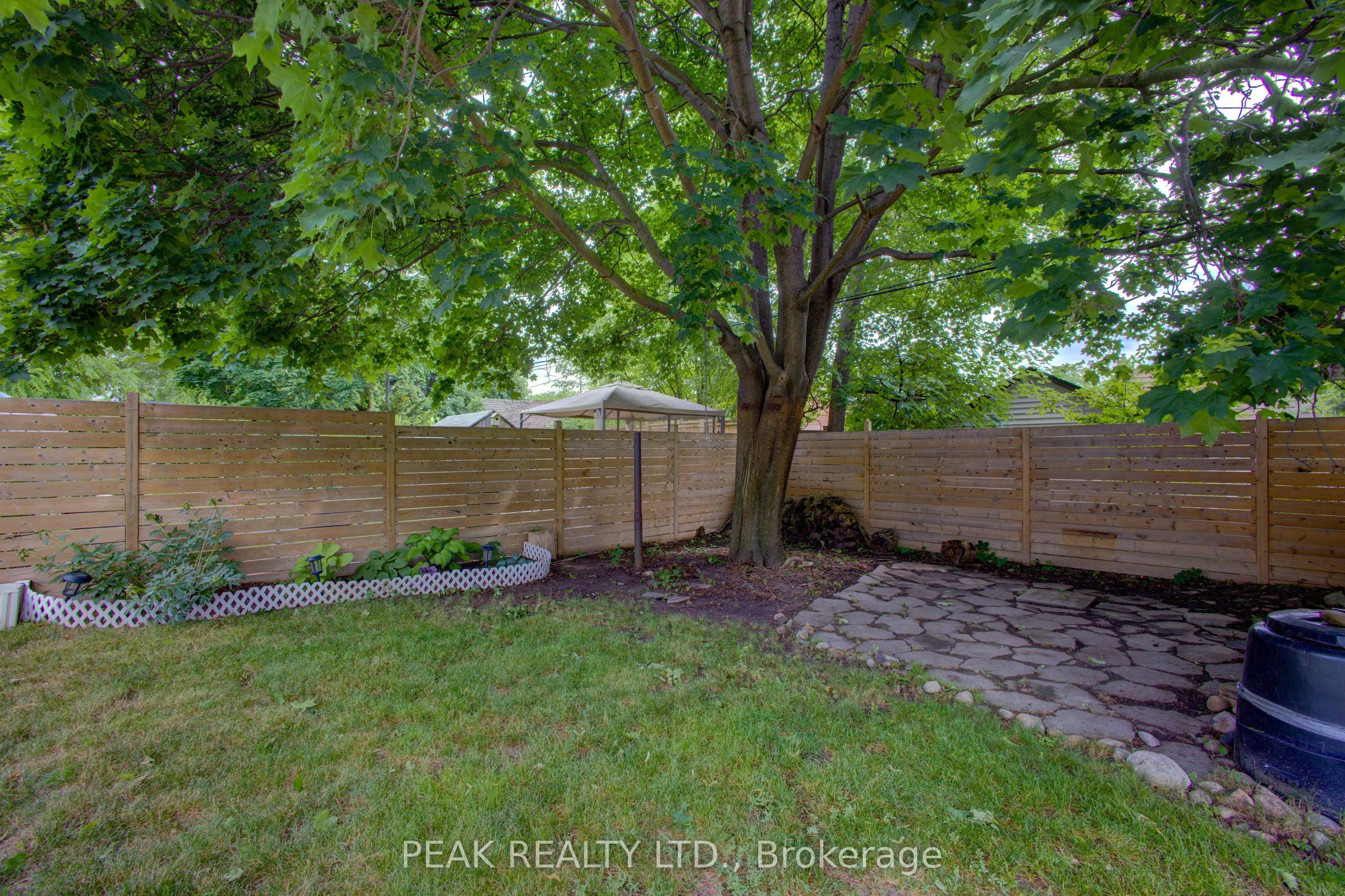 20 Dunham Avenue