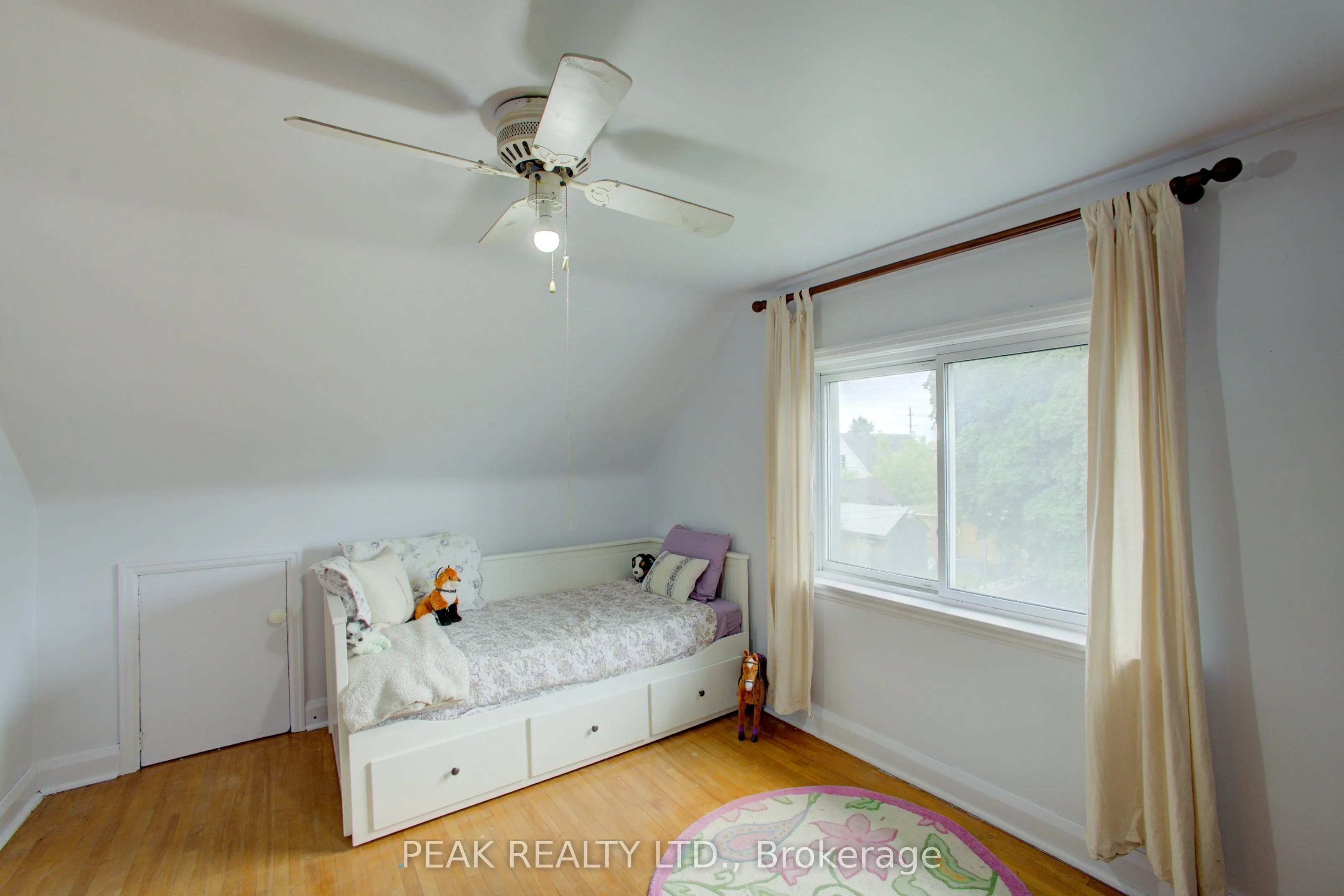 20 Dunham Avenue
