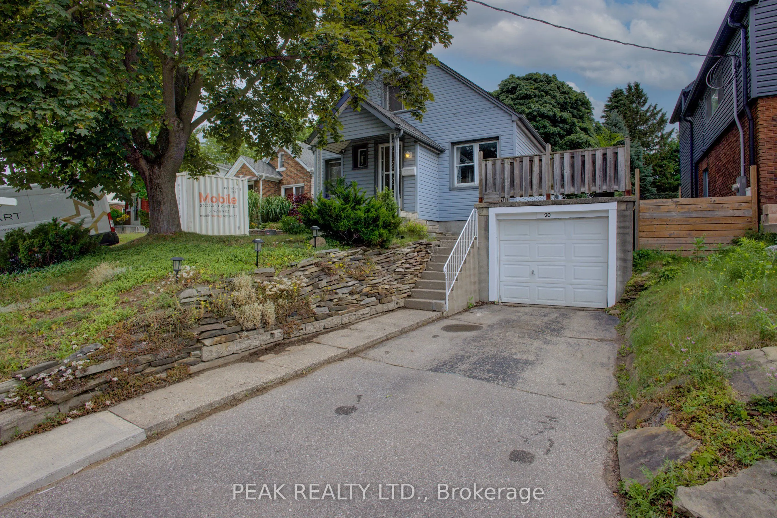 20 Dunham Avenue