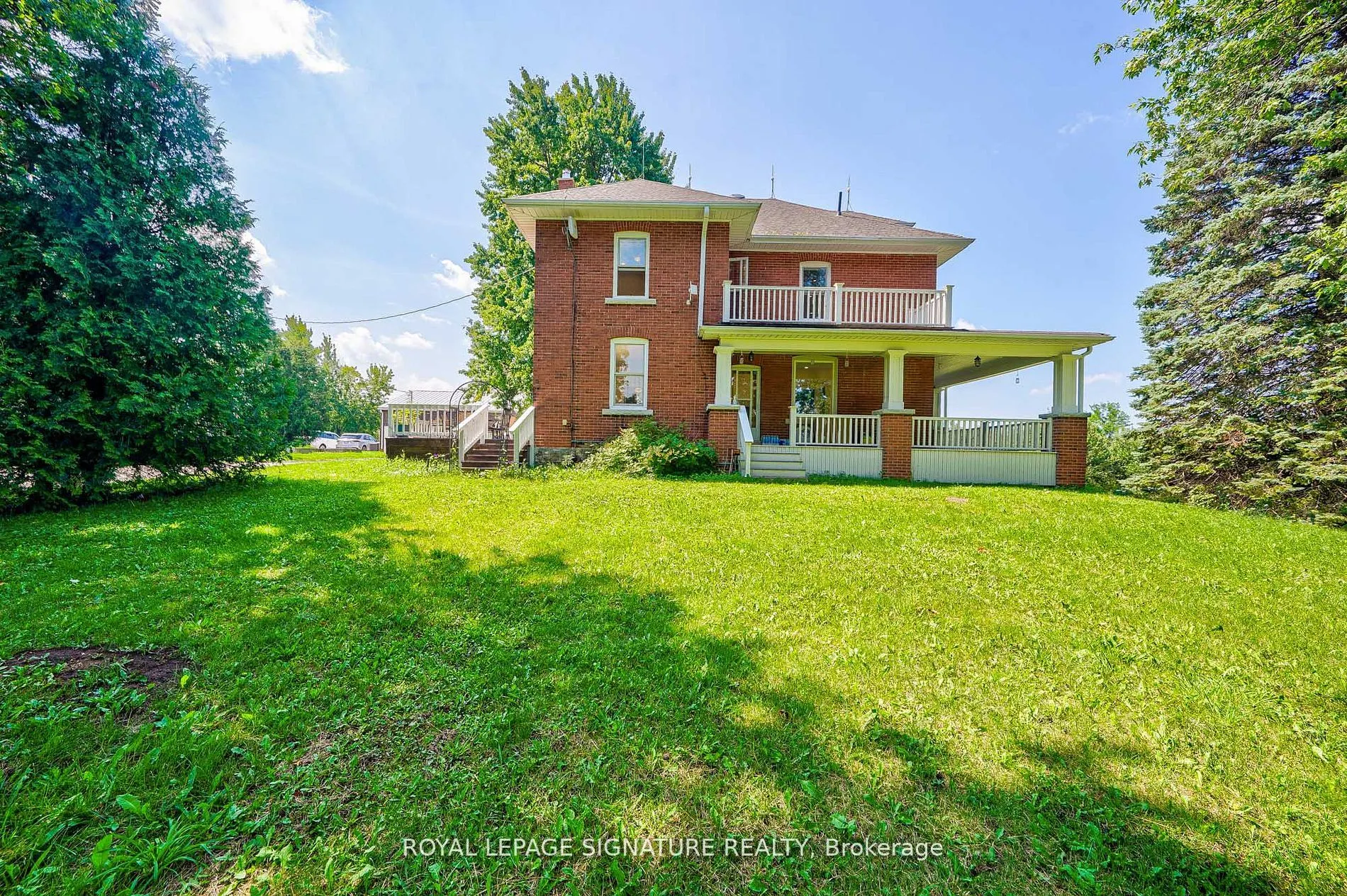 424 8th Concession Road E