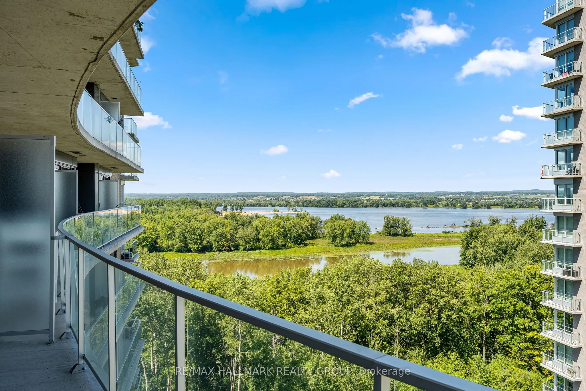 200 Inlet Private, #902