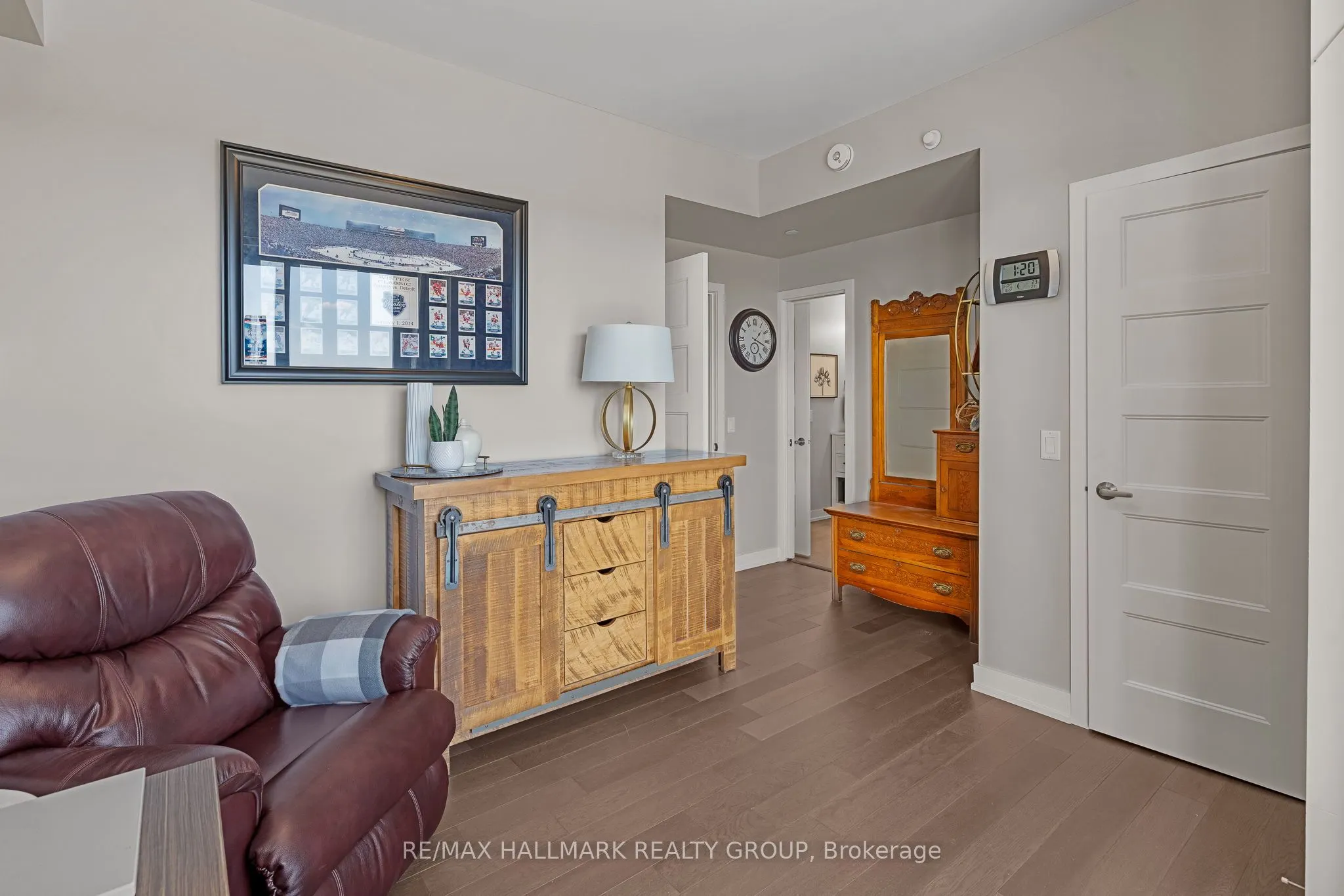 200 Inlet Private, #902